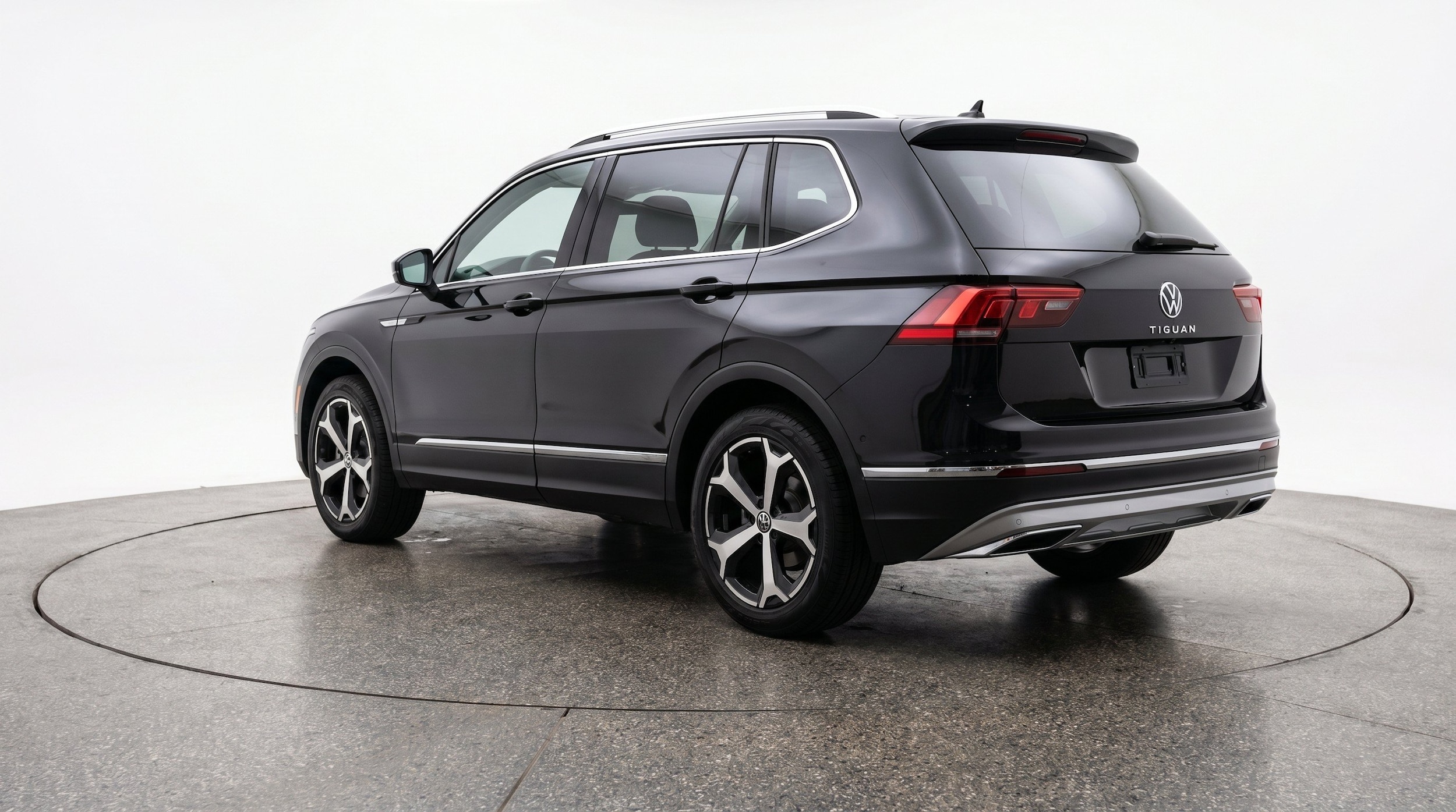 Thumbnail: 2026 Volkswagen Tiguan - 6