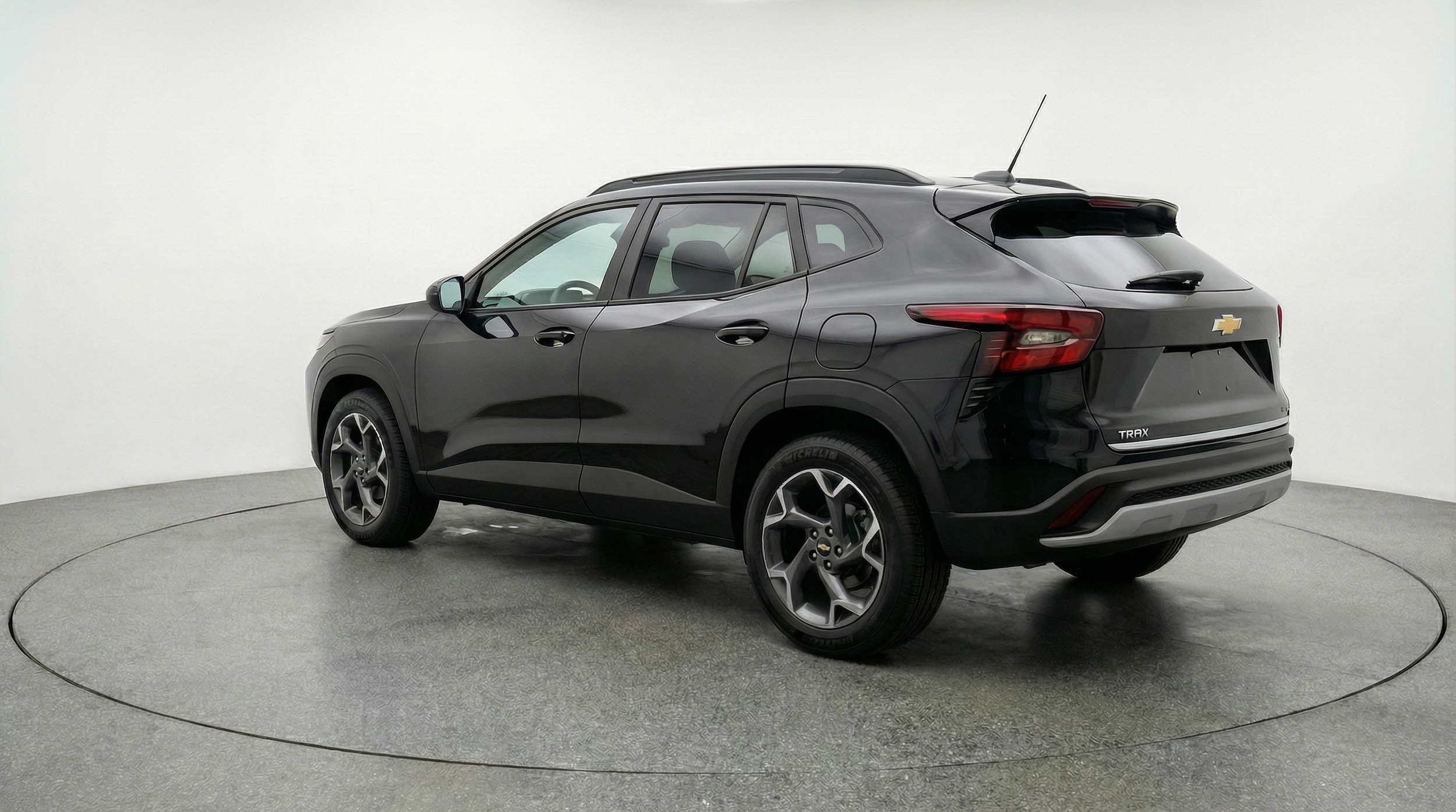 Thumbnail: 2025 Chevrolet Trax - 5