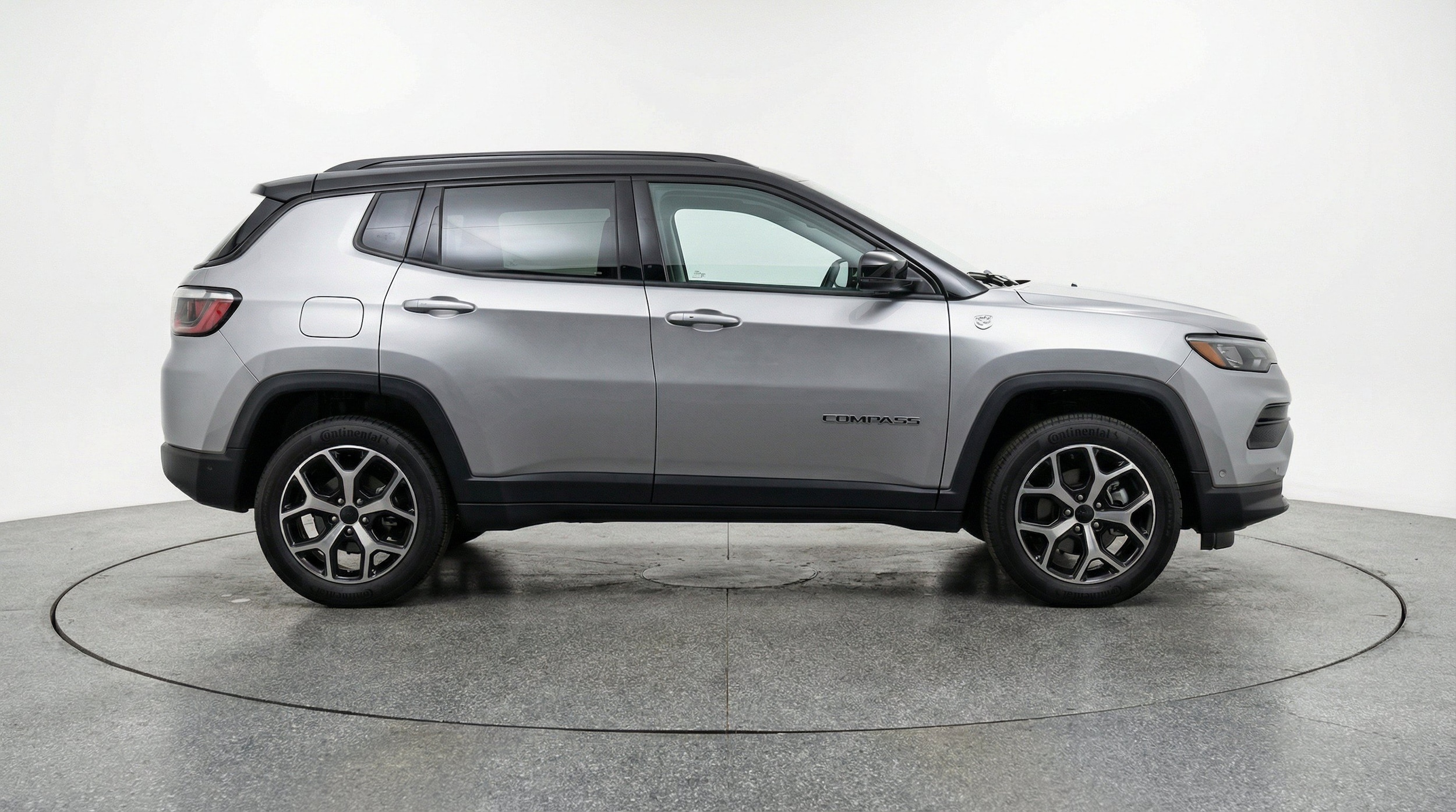 Thumbnail: 2025 Jeep Compass - 11