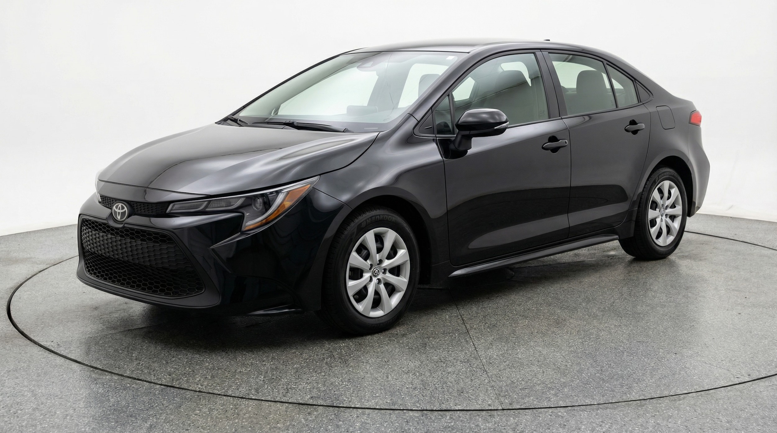 Thumbnail: 2025 Toyota Corolla - 3