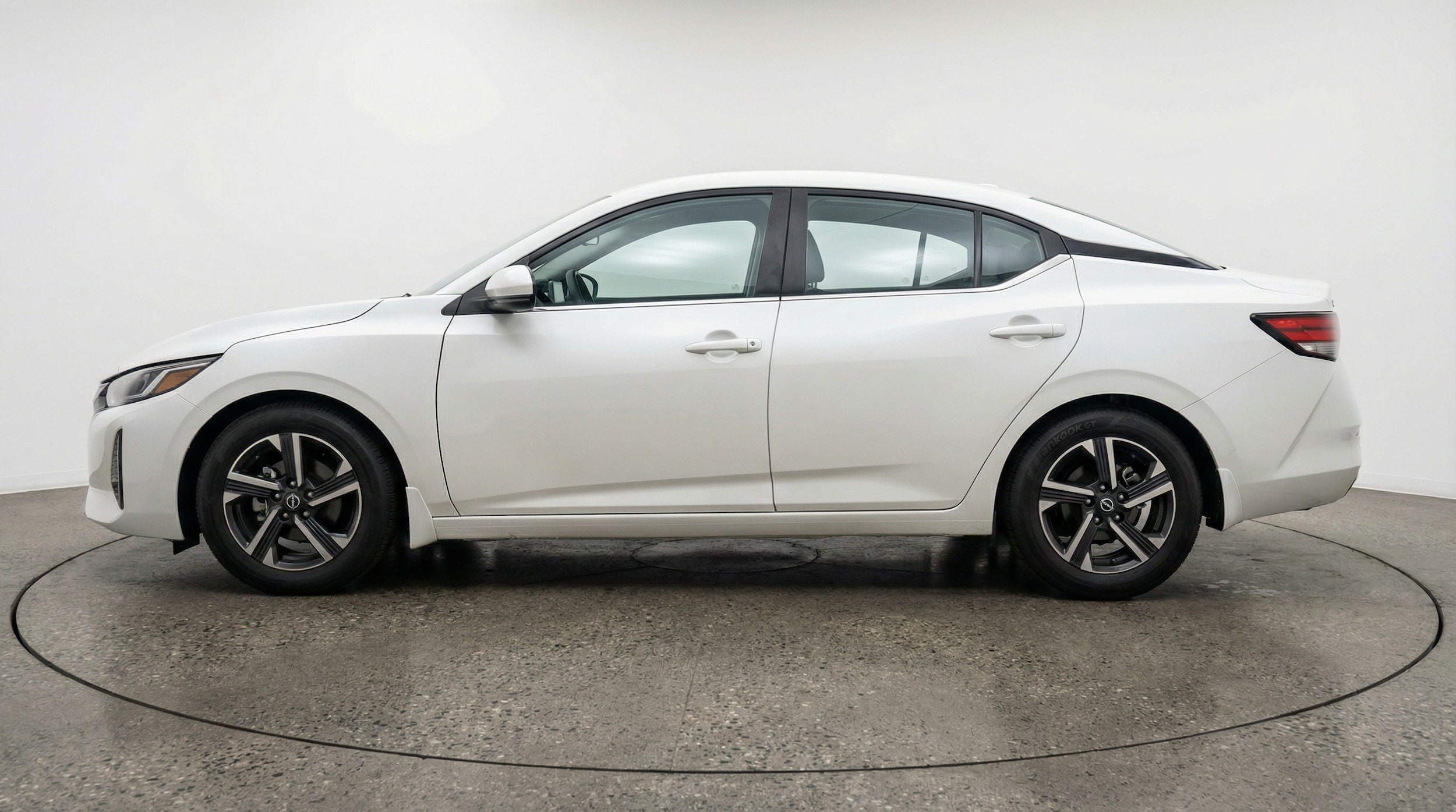 Thumbnail: 2025 Nissan Sentra - 4