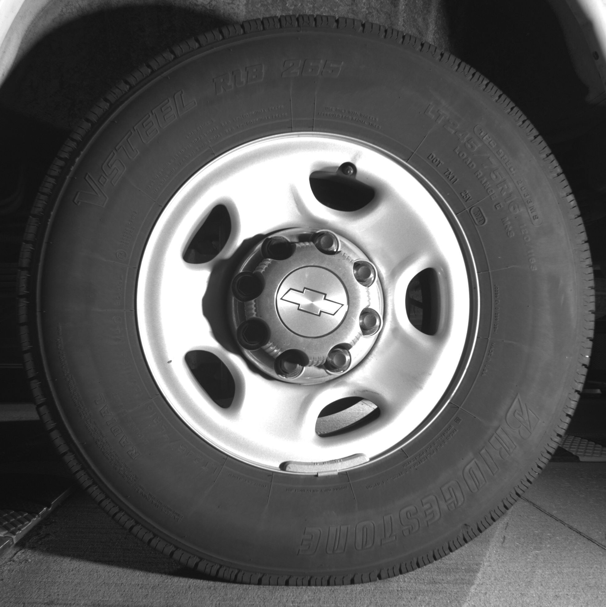 Thumbnail: 2024 Chevrolet Express - 11