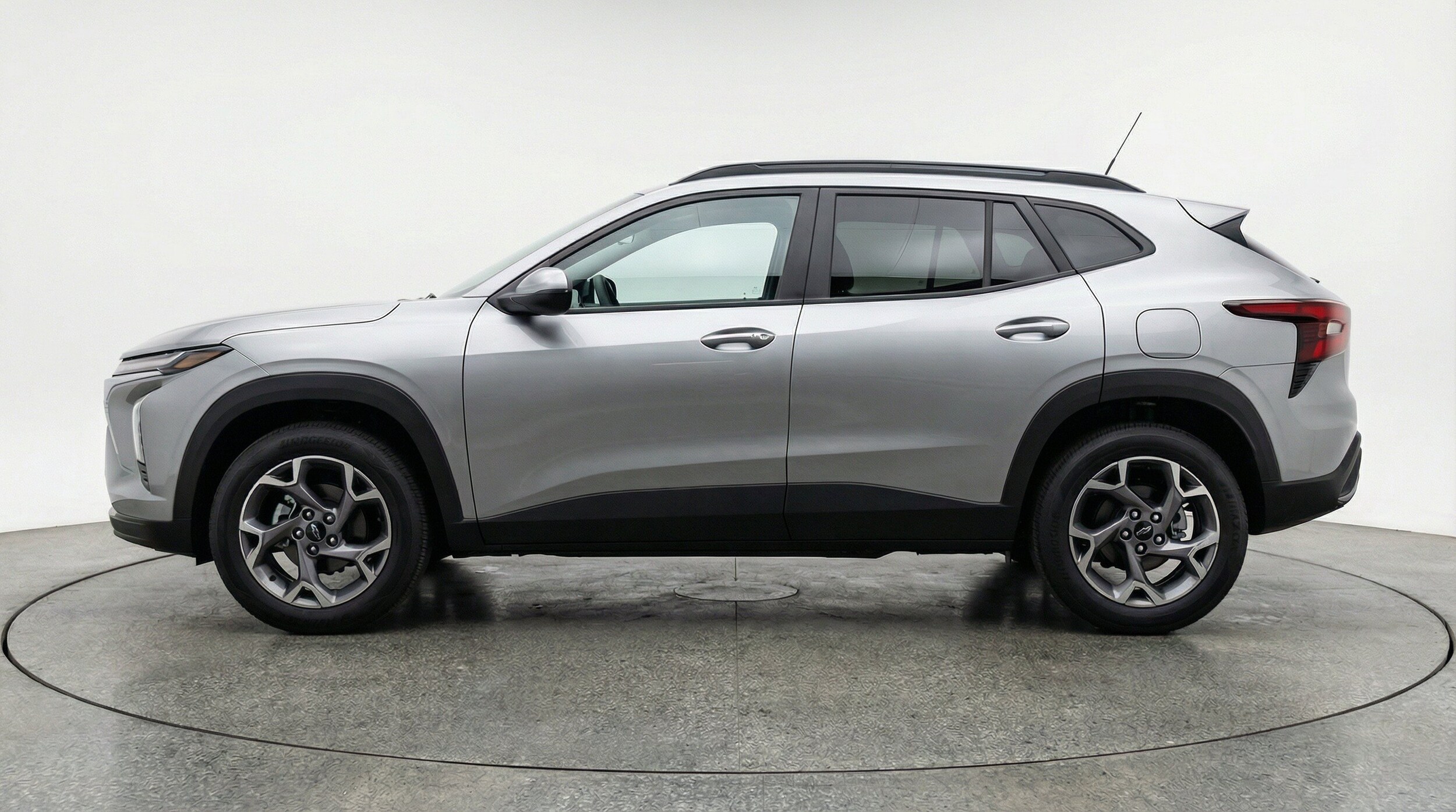 Thumbnail: 2025 Chevrolet Trax - 5