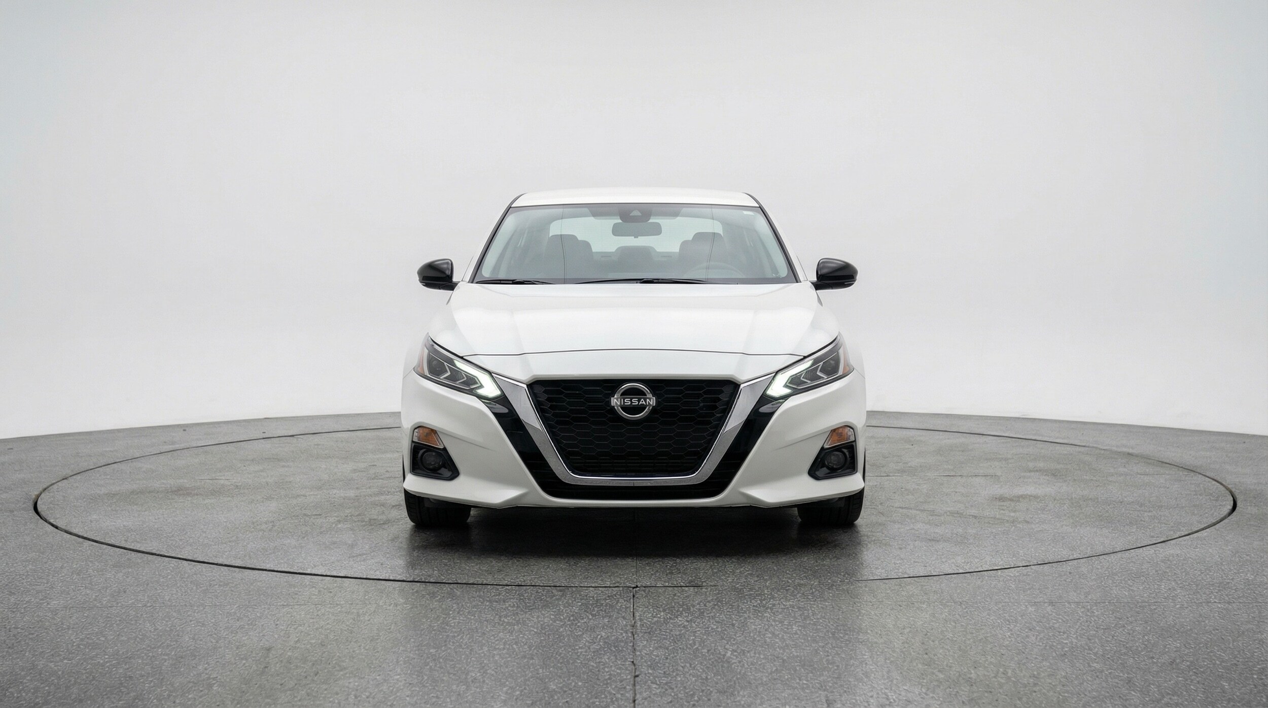 Thumbnail: 2025 Nissan Altima - 2