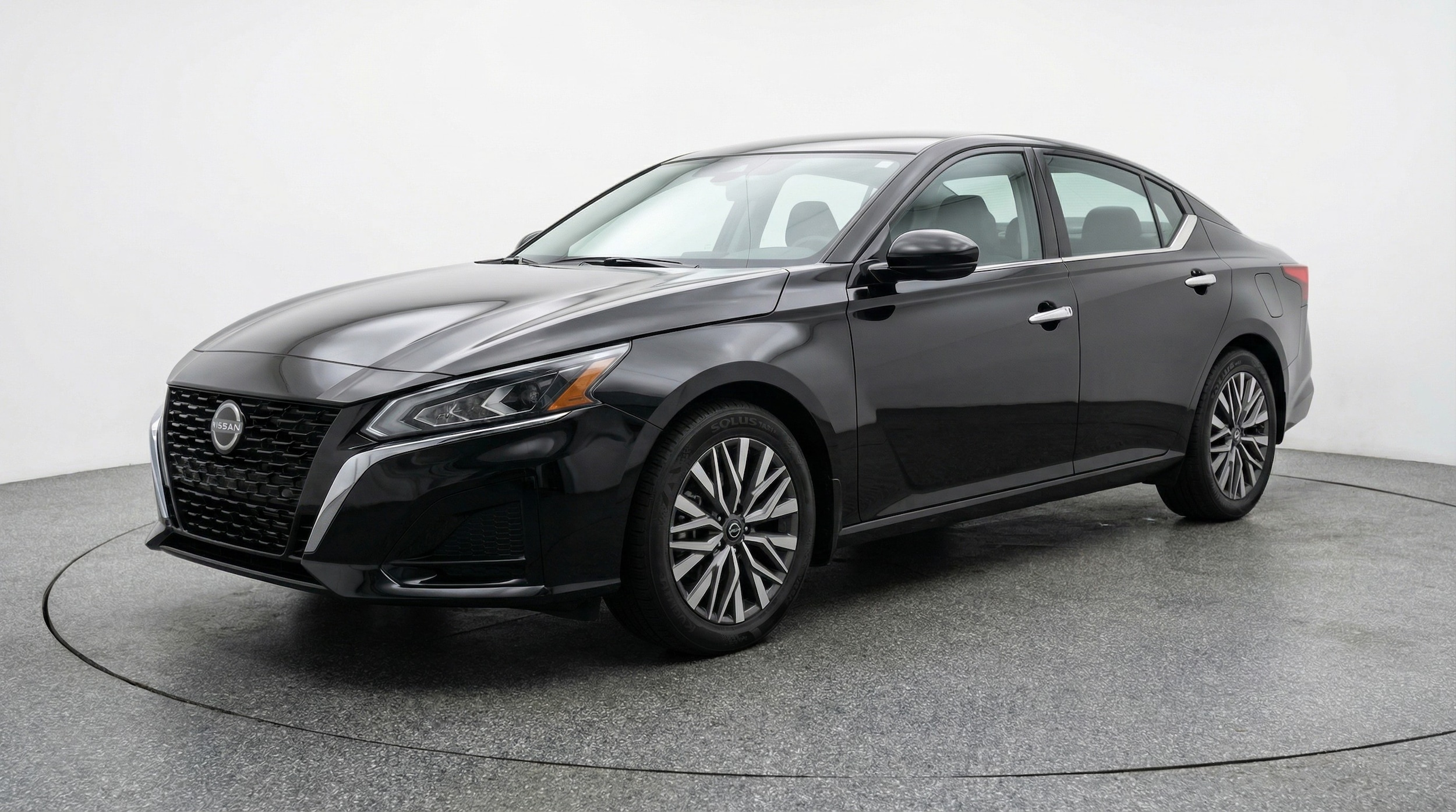 Thumbnail: 2025 Nissan Altima - 3