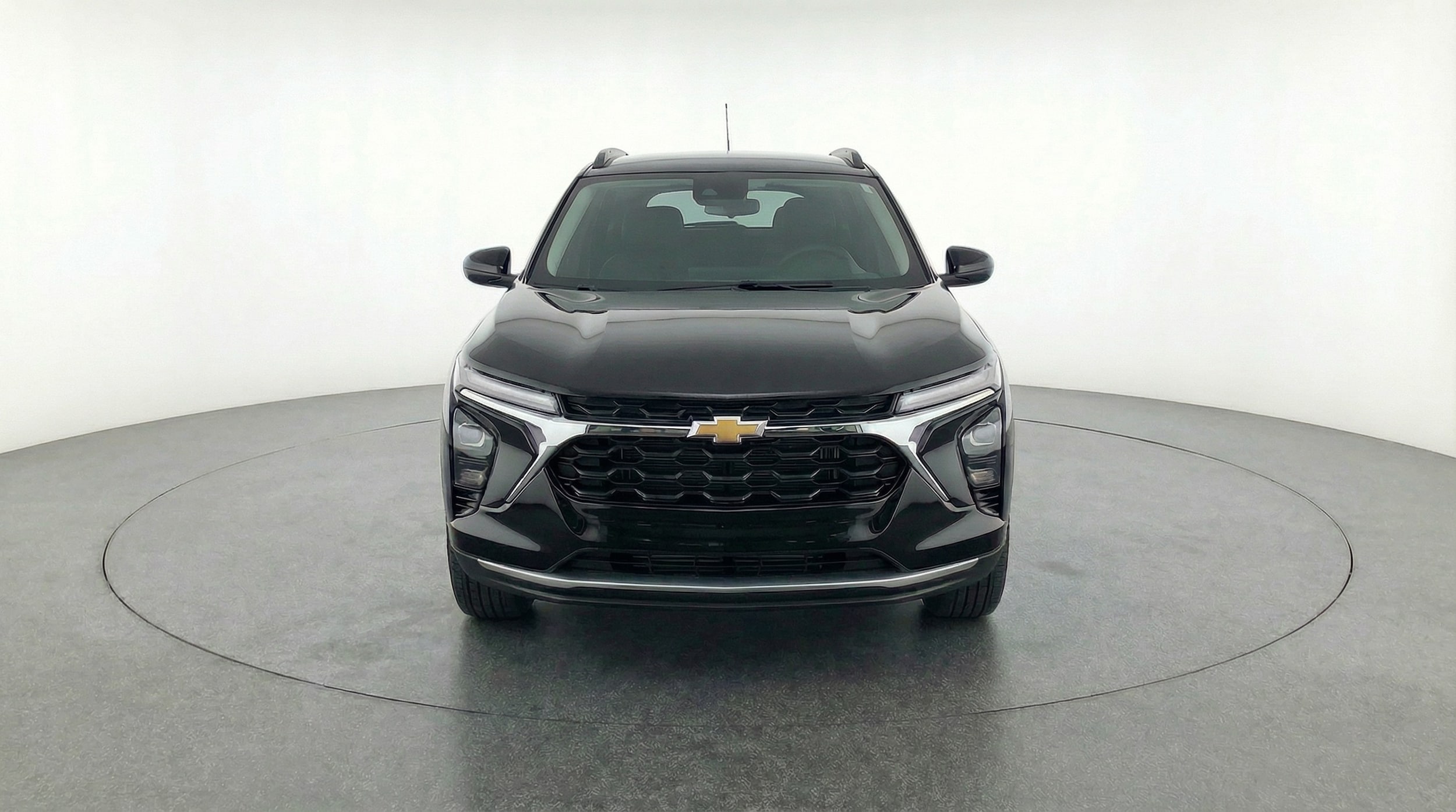 Thumbnail: 2025 Chevrolet Trax - 2