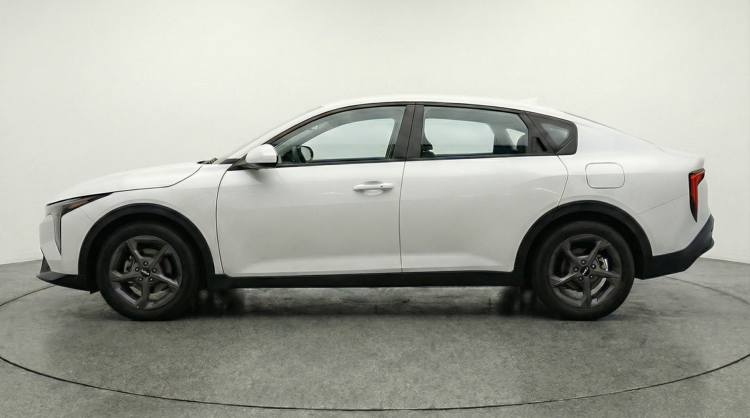 Thumbnail: 2025 Kia K4 - 4