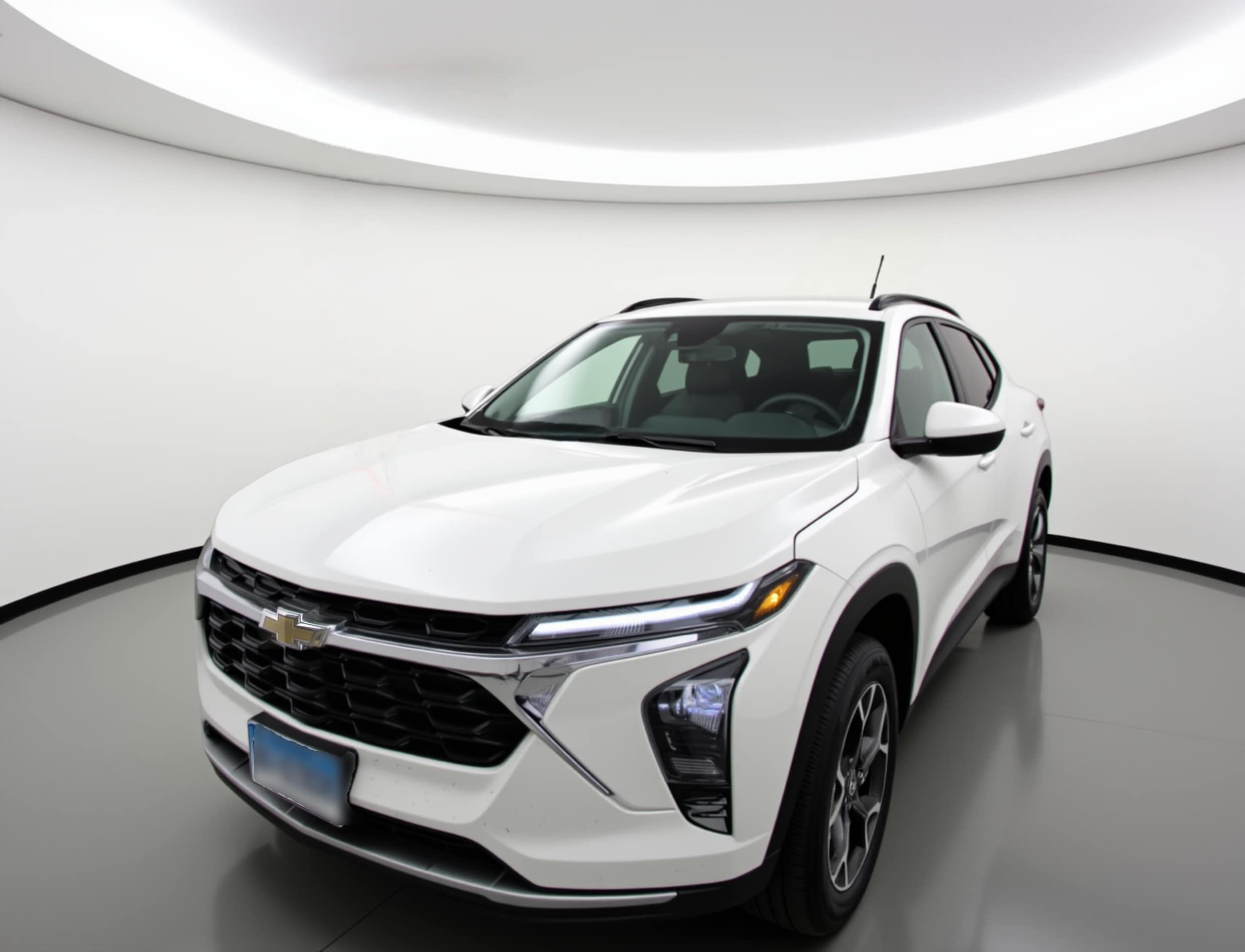 Thumbnail: 2025 Chevrolet Trax - 3