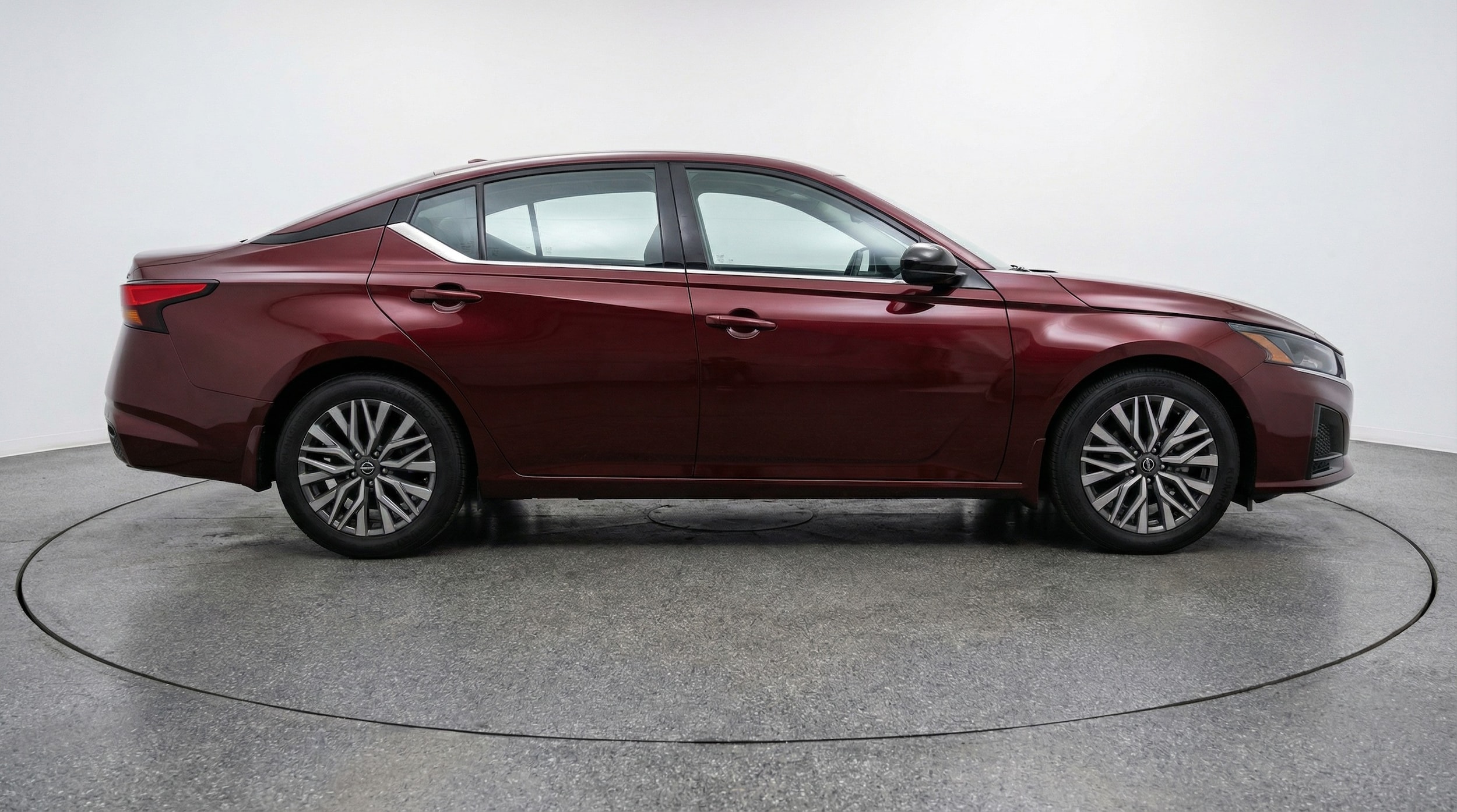 Thumbnail: 2025 Nissan Altima - 8