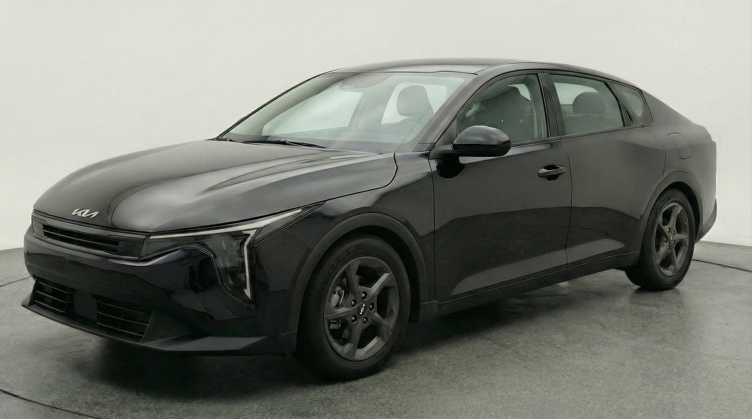 Thumbnail: 2025 Kia K4 - 3