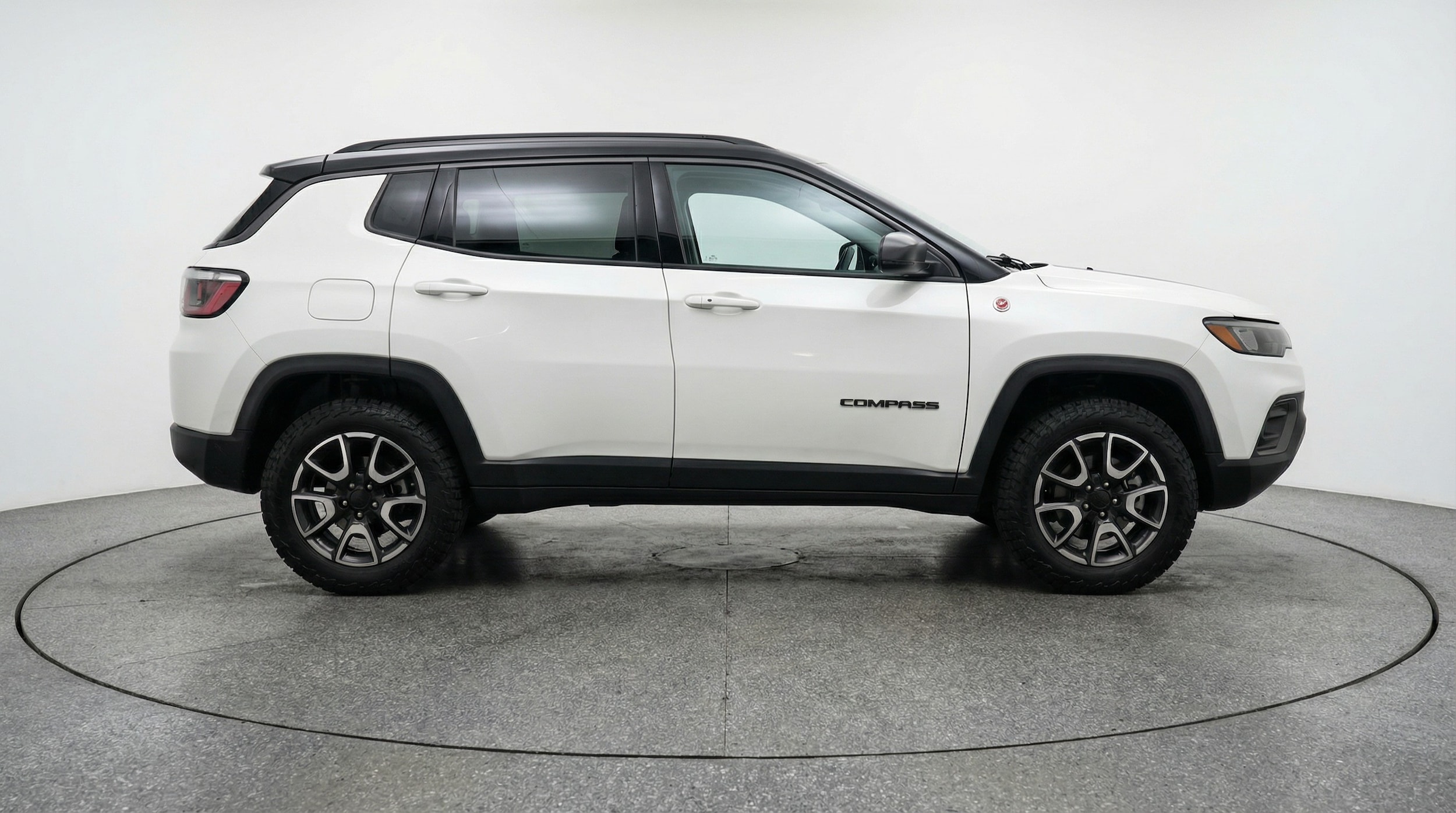 Thumbnail: 2025 Jeep Compass - 8
