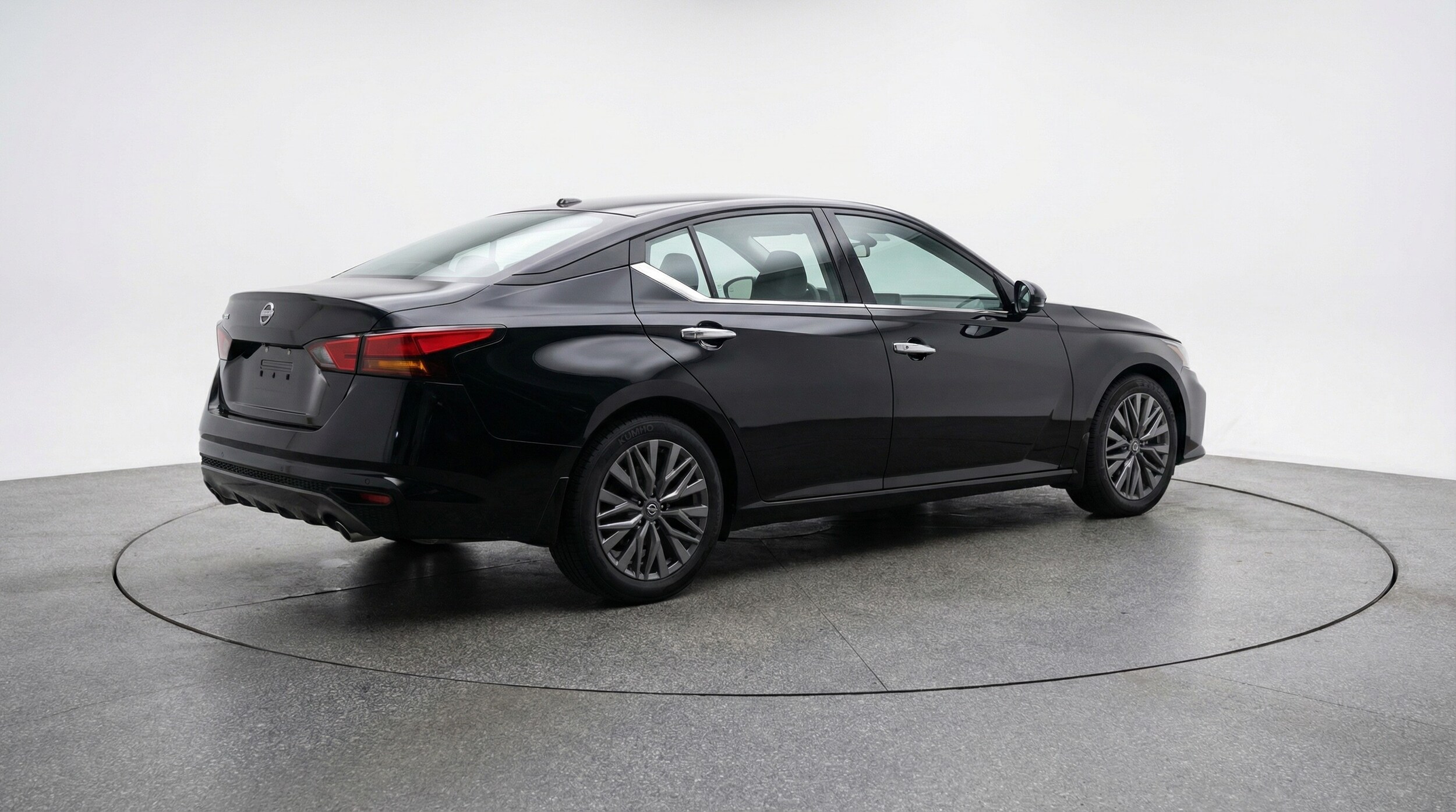 Thumbnail: 2025 Nissan Altima - 7