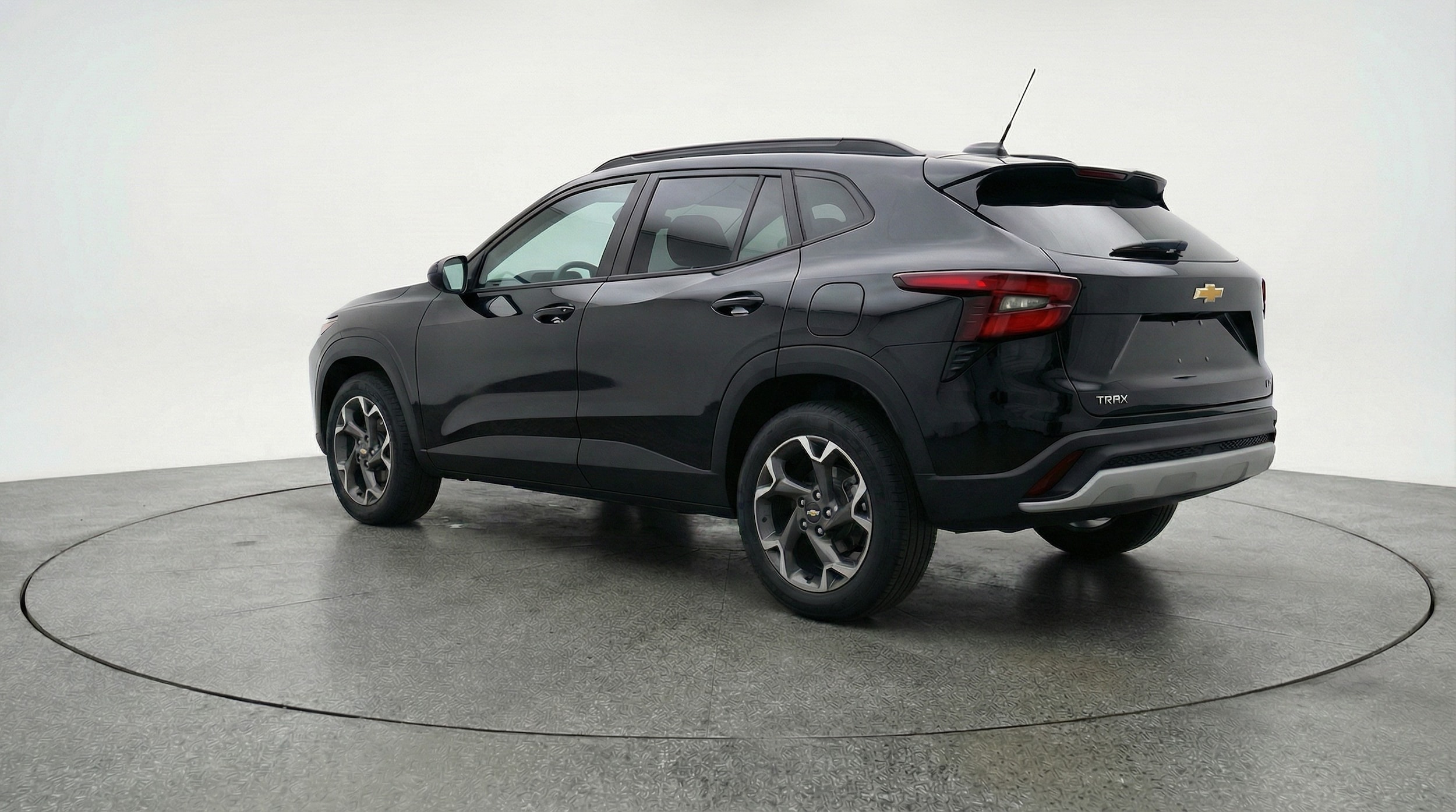 Thumbnail: 2025 Chevrolet Trax - 5