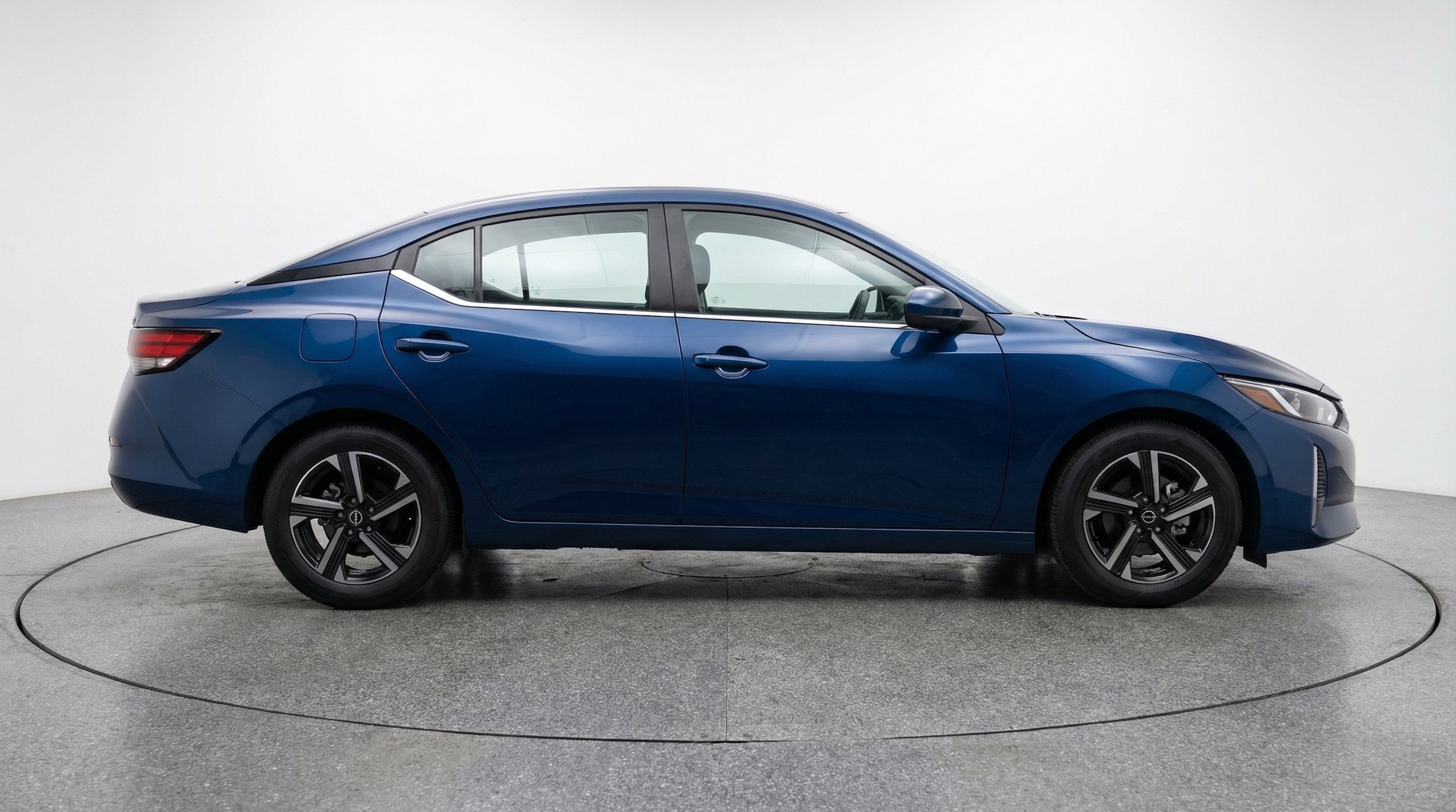 Thumbnail: 2025 Nissan Sentra - 11