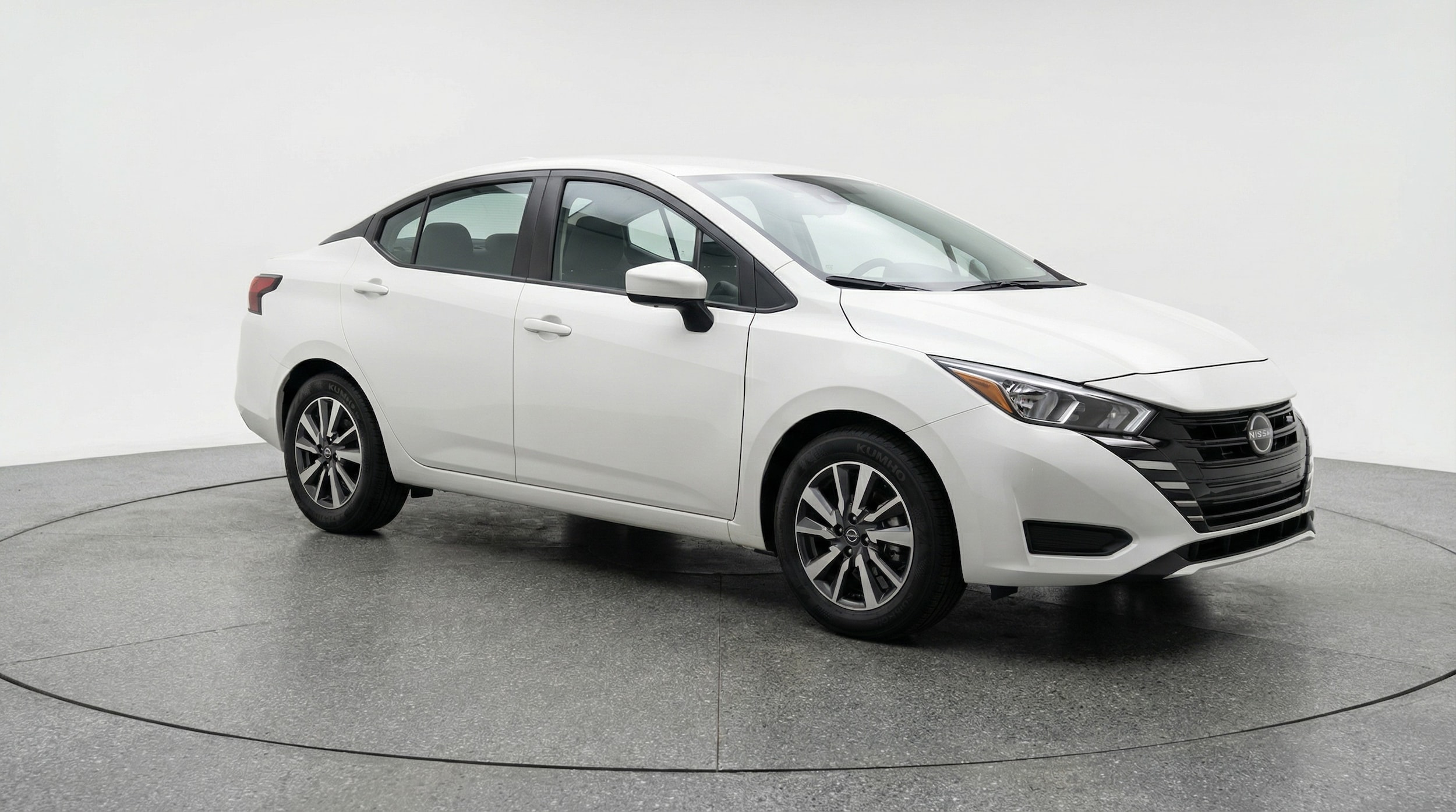 2025 Nissan Versa Sedan