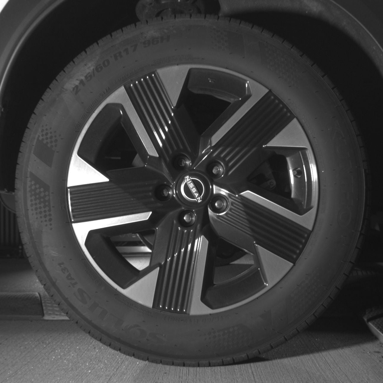 Thumbnail: 2025 Nissan Kicks - 12