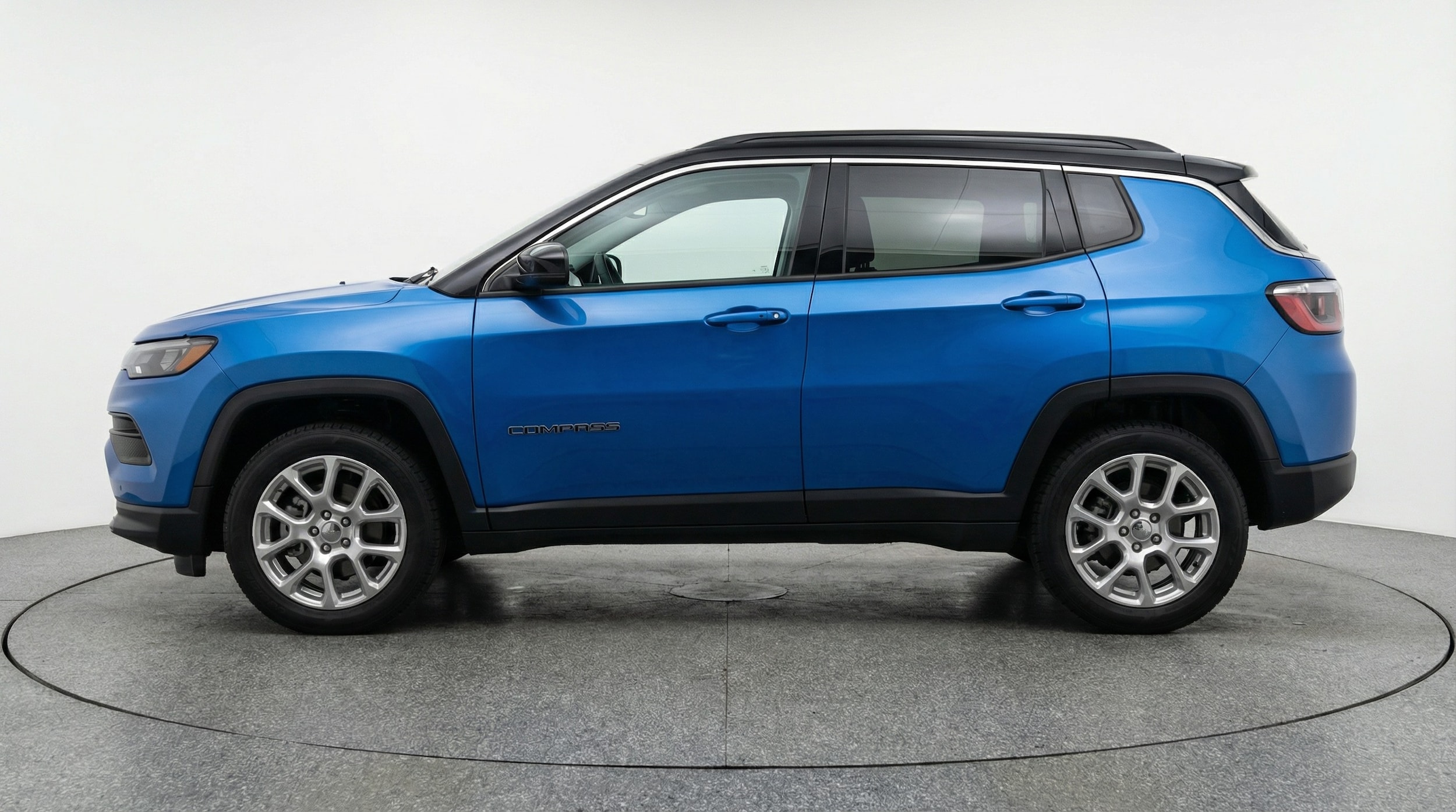 Thumbnail: 2025 Jeep Compass - 4