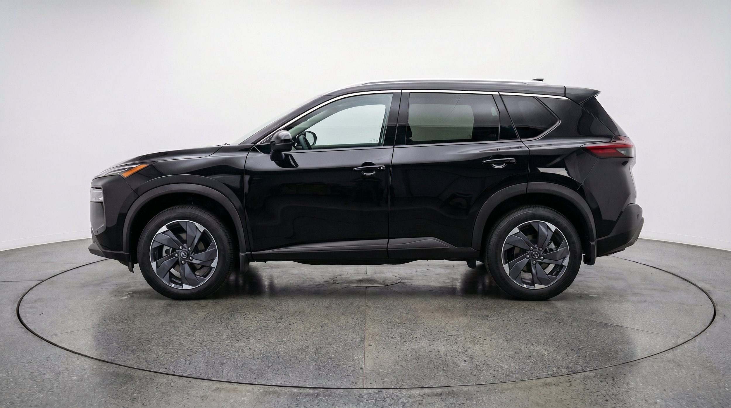 Thumbnail: 2025 Nissan Rogue - 5