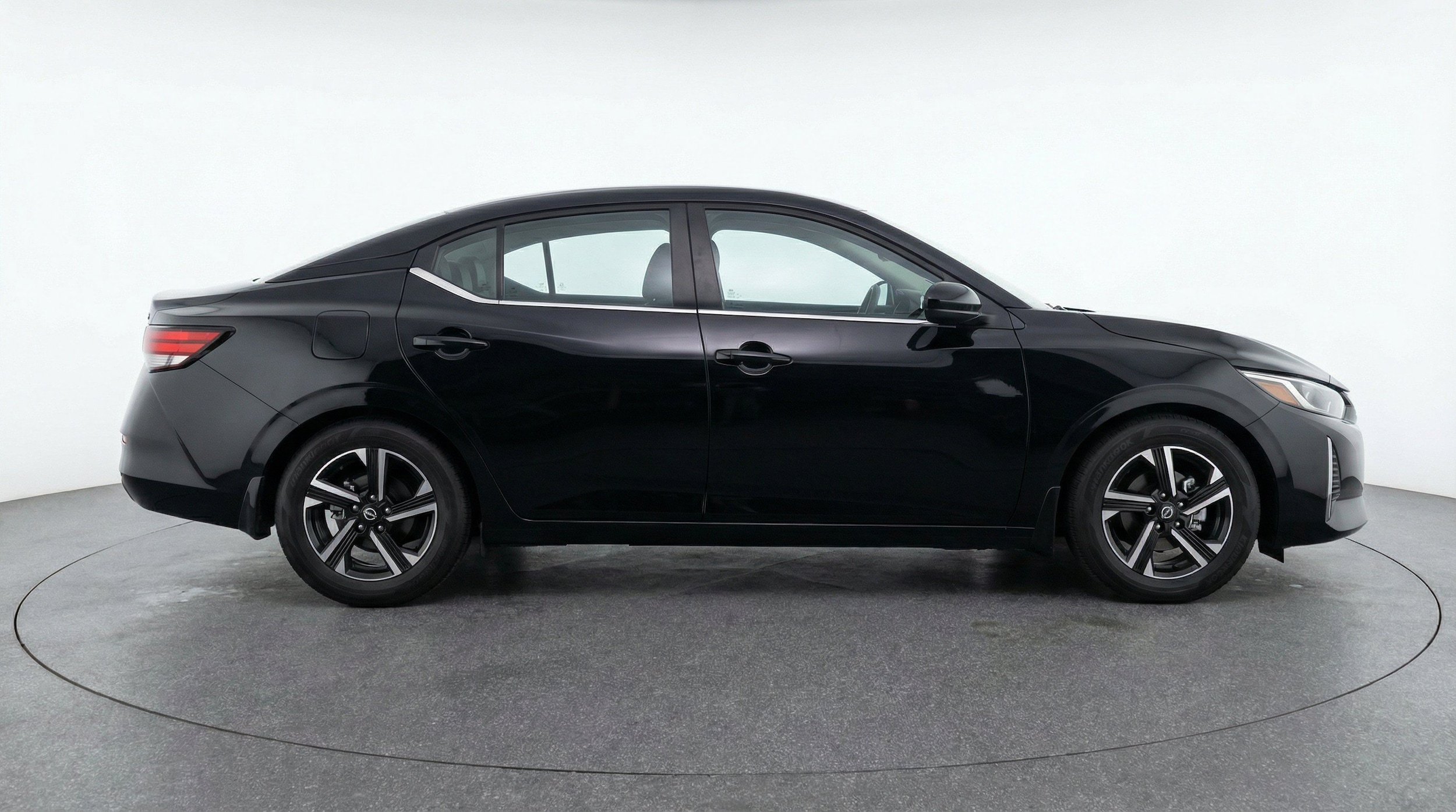 Thumbnail: 2025 Nissan Sentra - 11