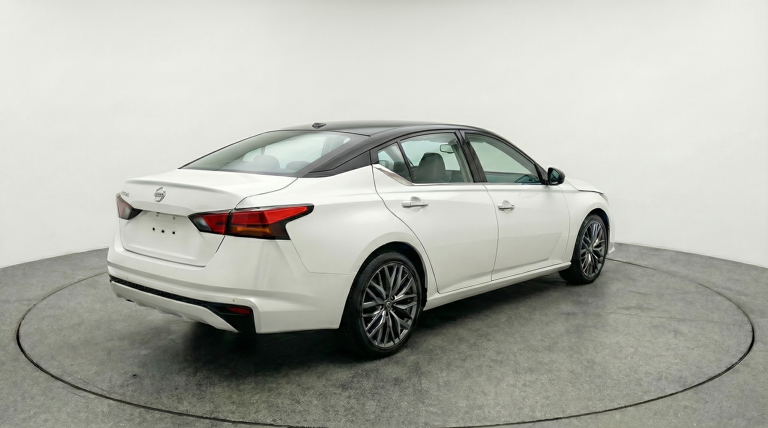 Thumbnail: 2025 Nissan Altima - 7