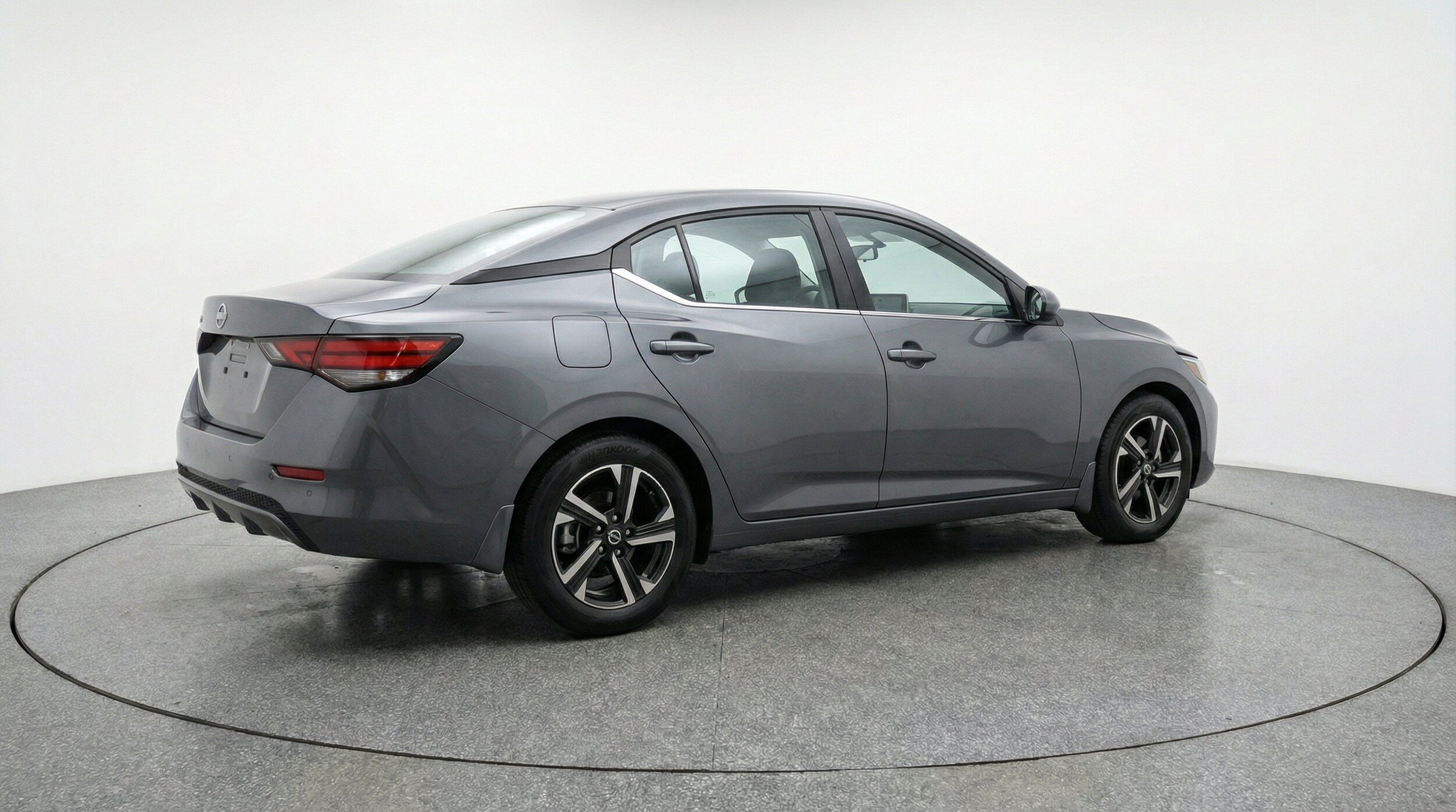 Thumbnail: 2025 Nissan Sentra - 9