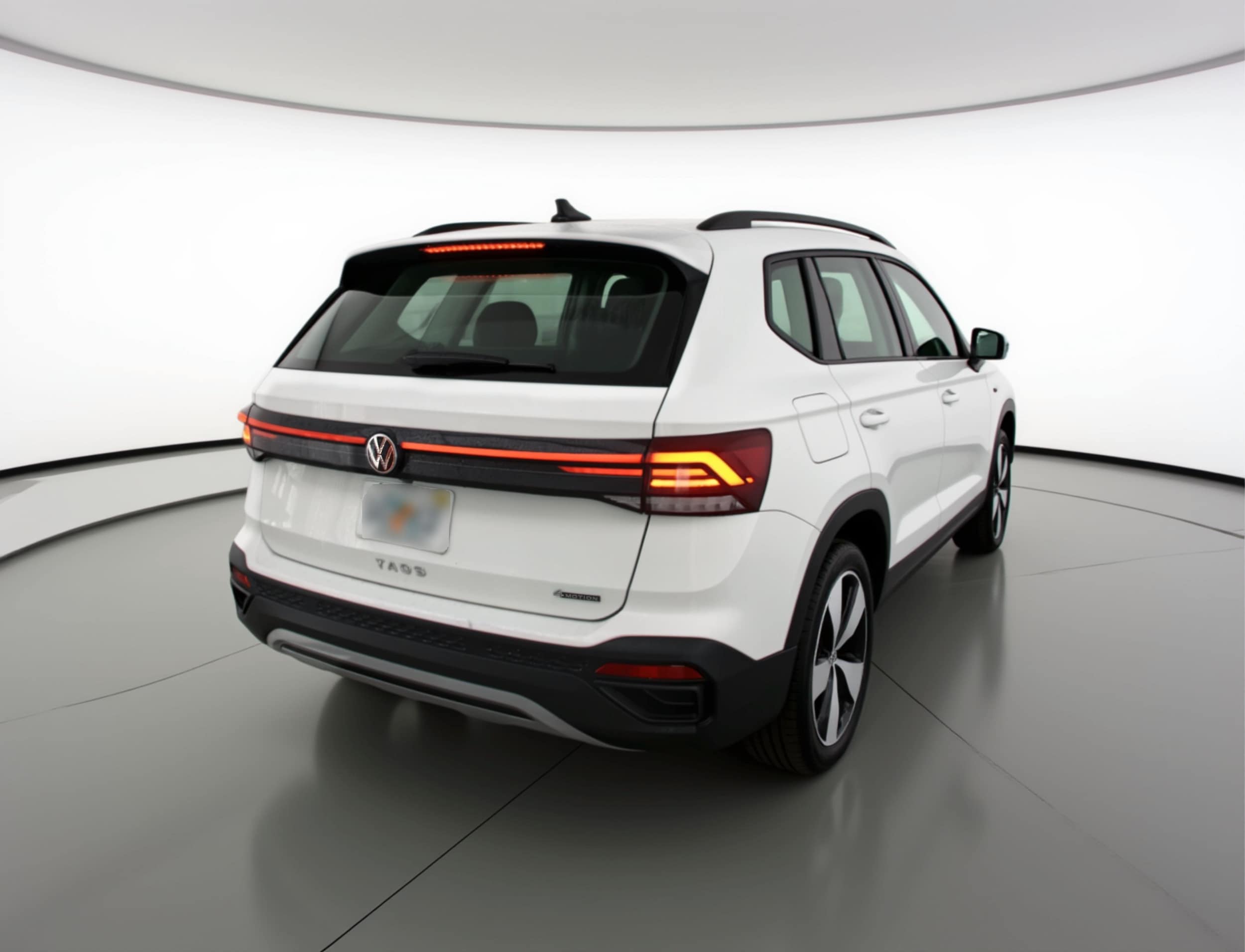 Thumbnail: 2025 Volkswagen Taos - 7