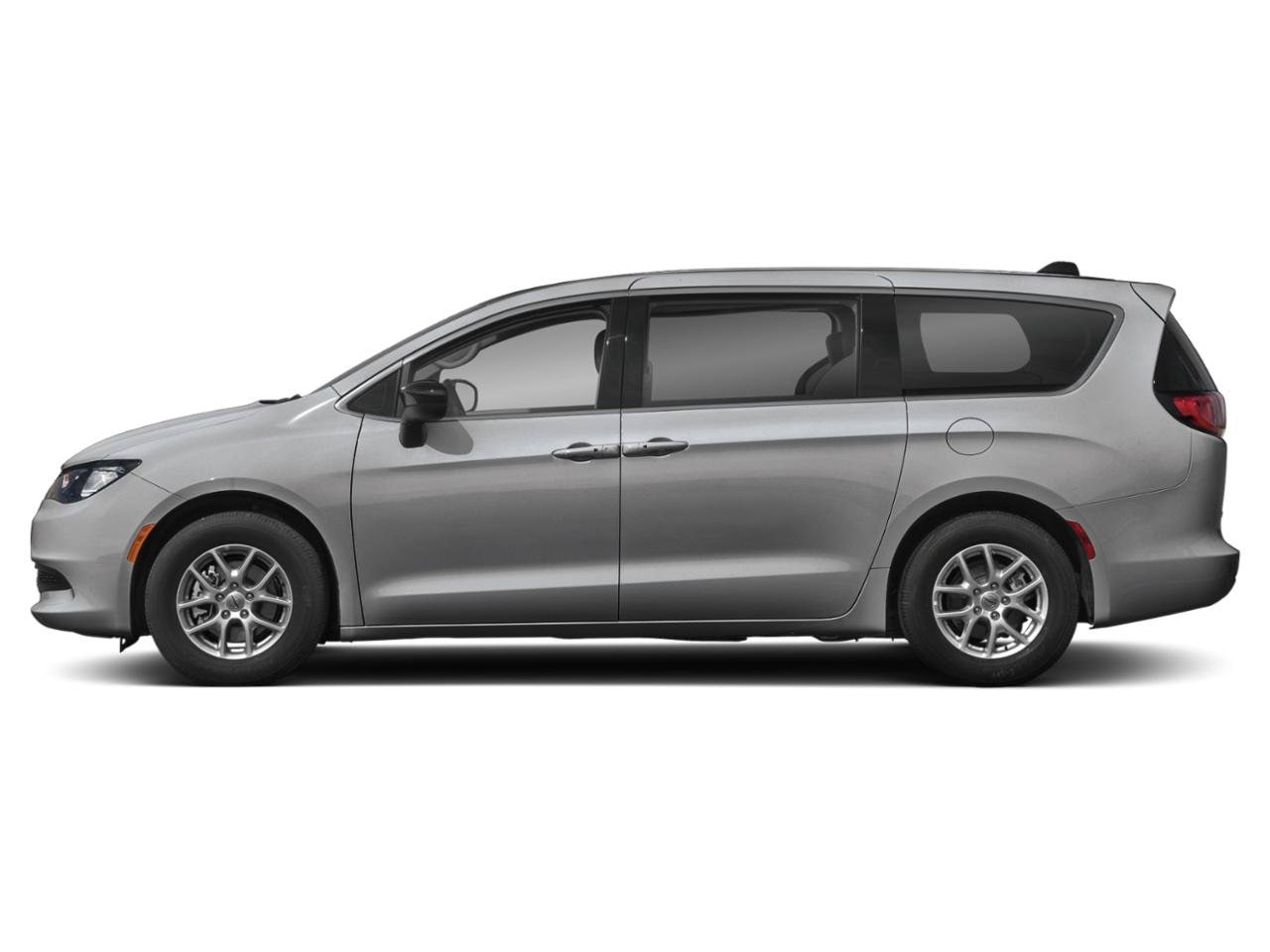 Thumbnail: 2023 Chrysler Voyager - 3