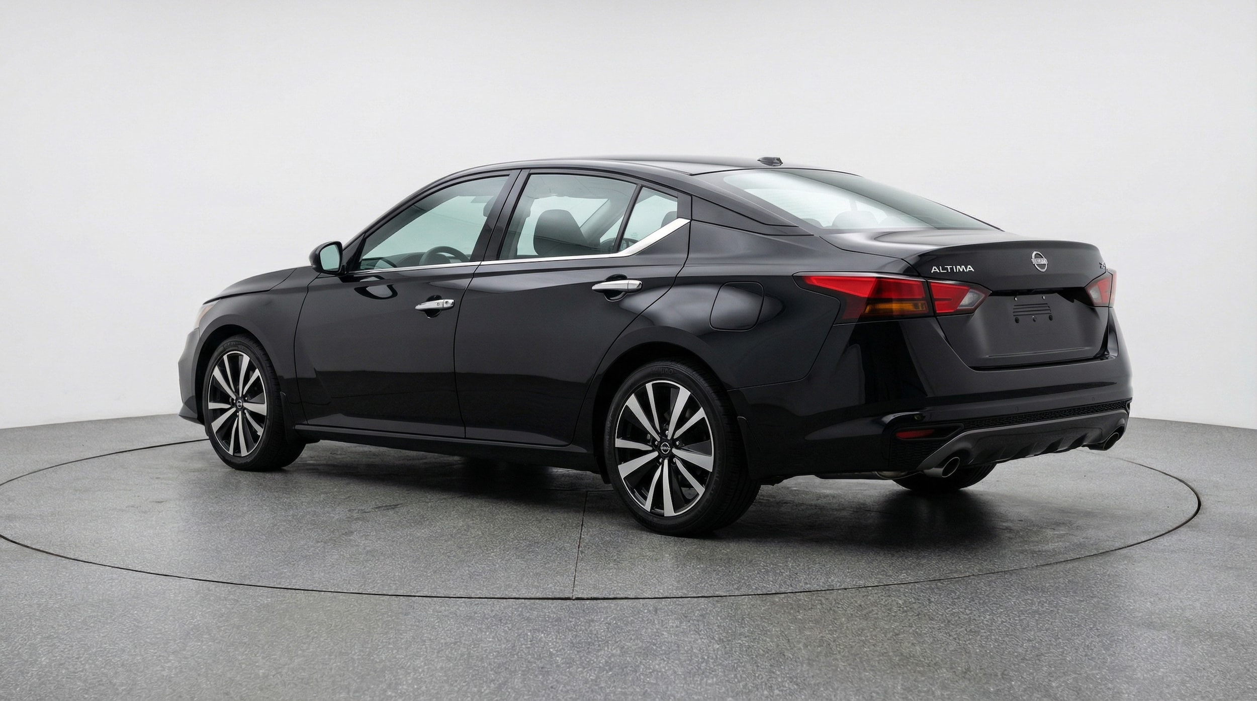 Thumbnail: 2025 Nissan Altima - 5