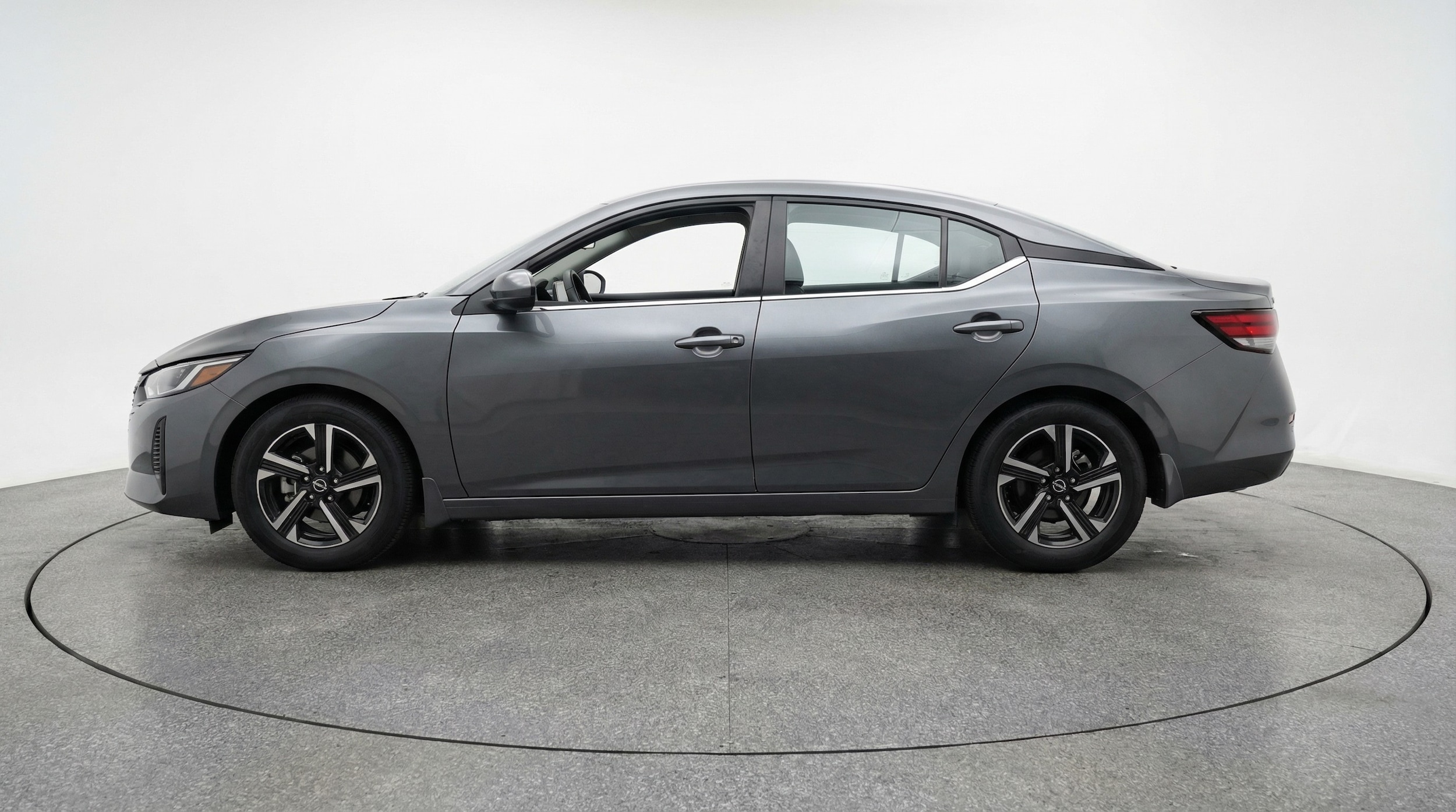 Thumbnail: 2025 Nissan Sentra - 4