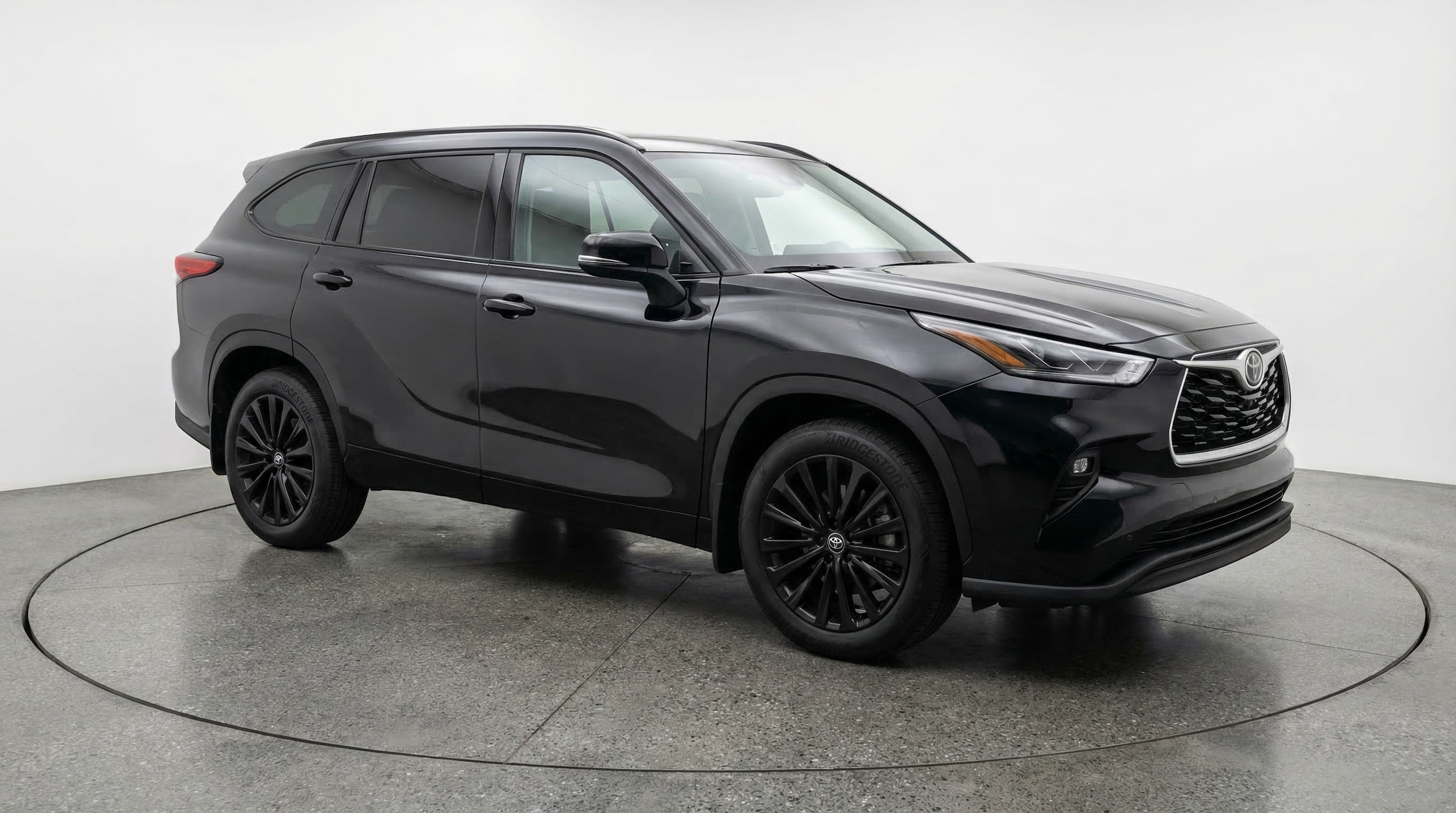 Thumbnail: 2025 Toyota Highlander - 1