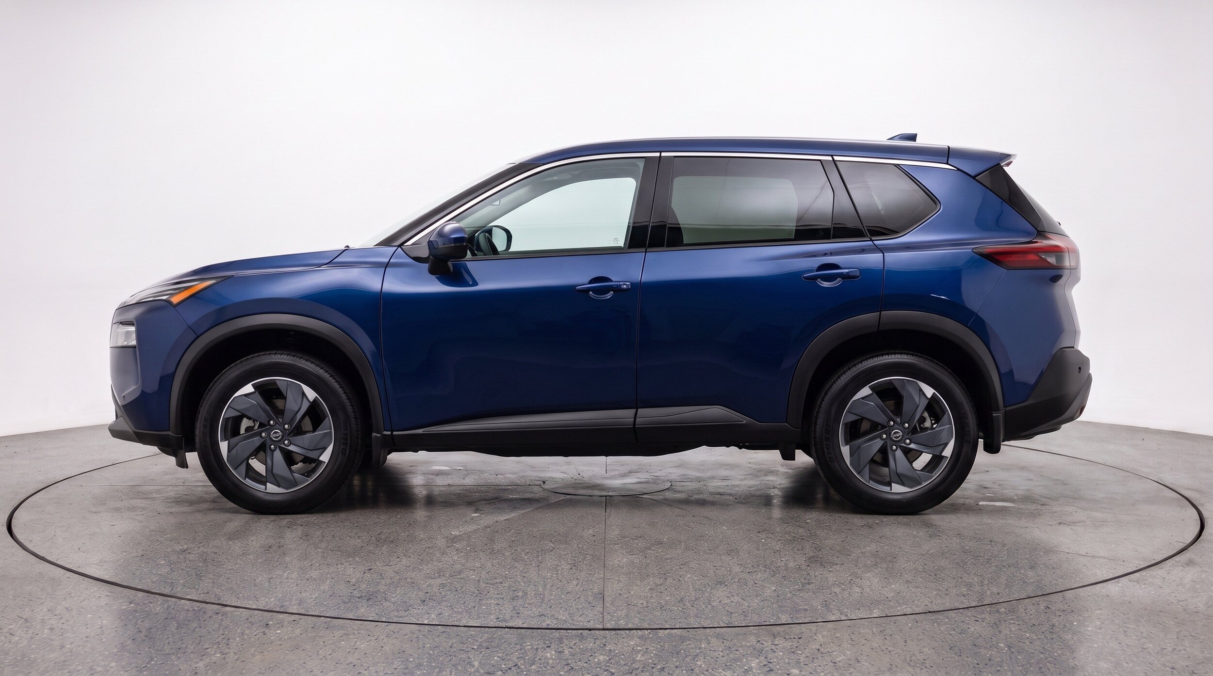 Thumbnail: 2025 Nissan Rogue - 5