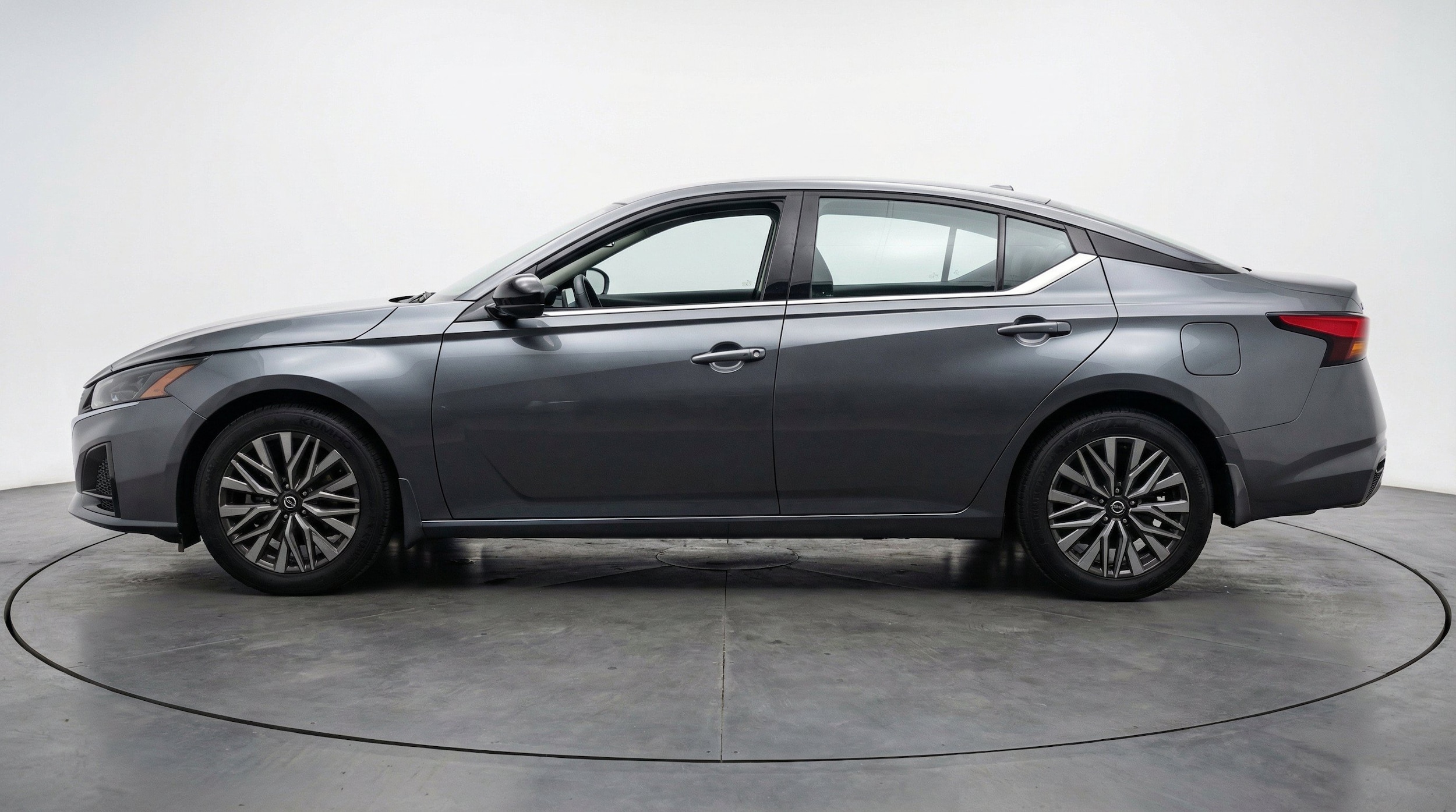 Thumbnail: 2026 Nissan Altima - 5