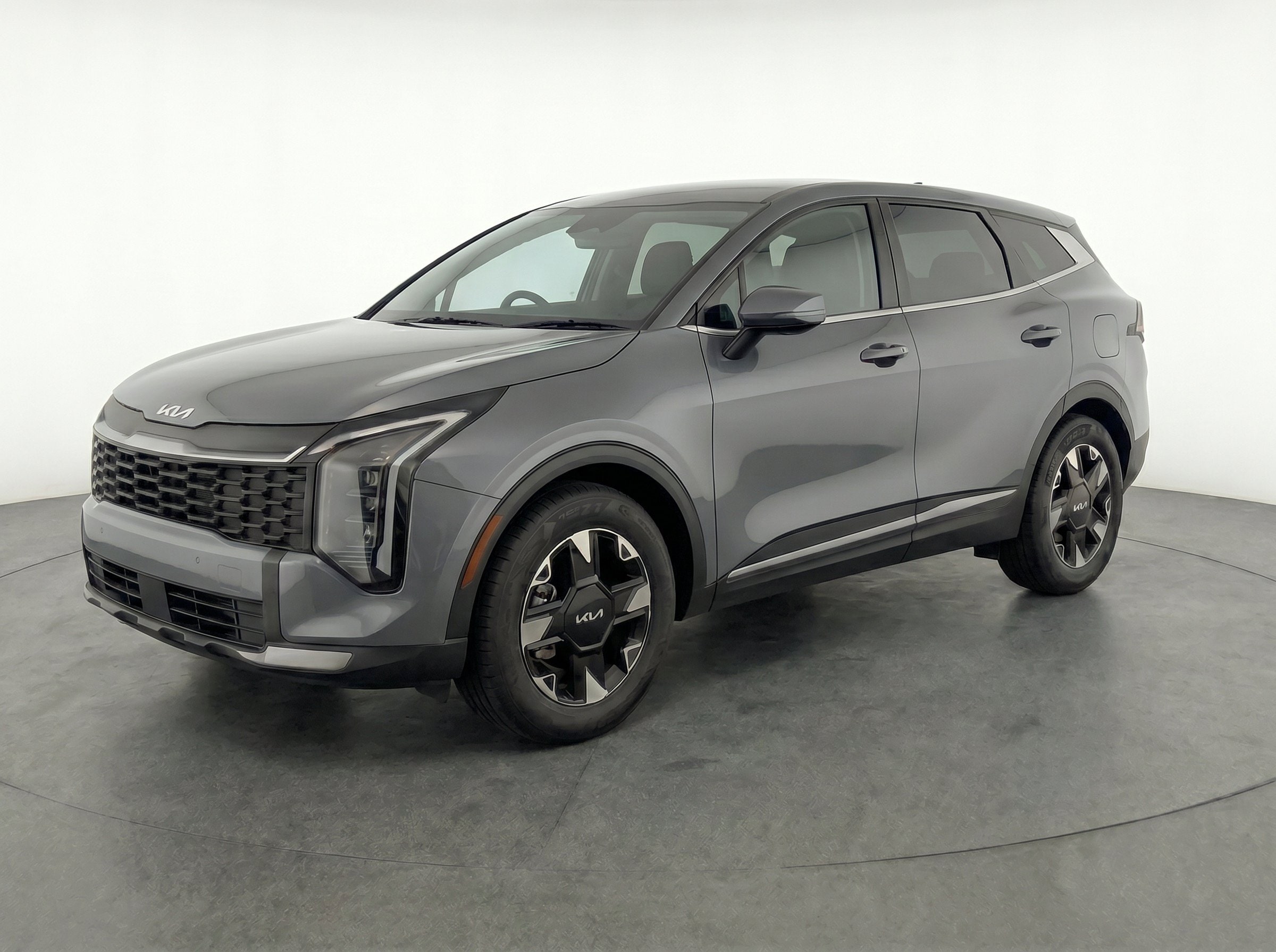 Thumbnail: 2026 Kia Sportage - 3