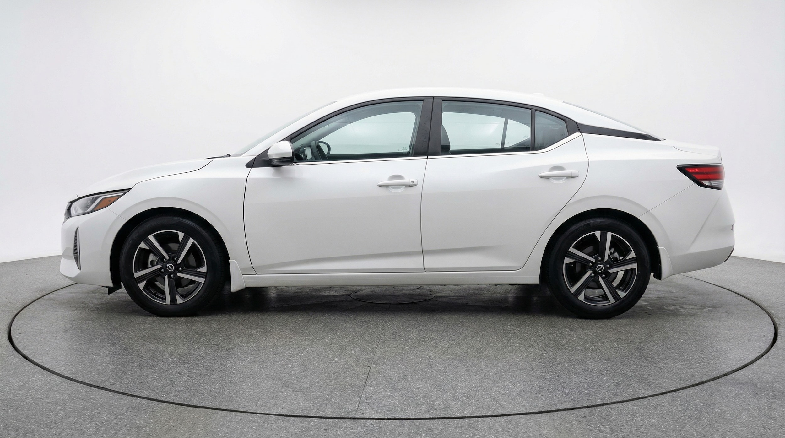 Thumbnail: 2025 Nissan Sentra - 4