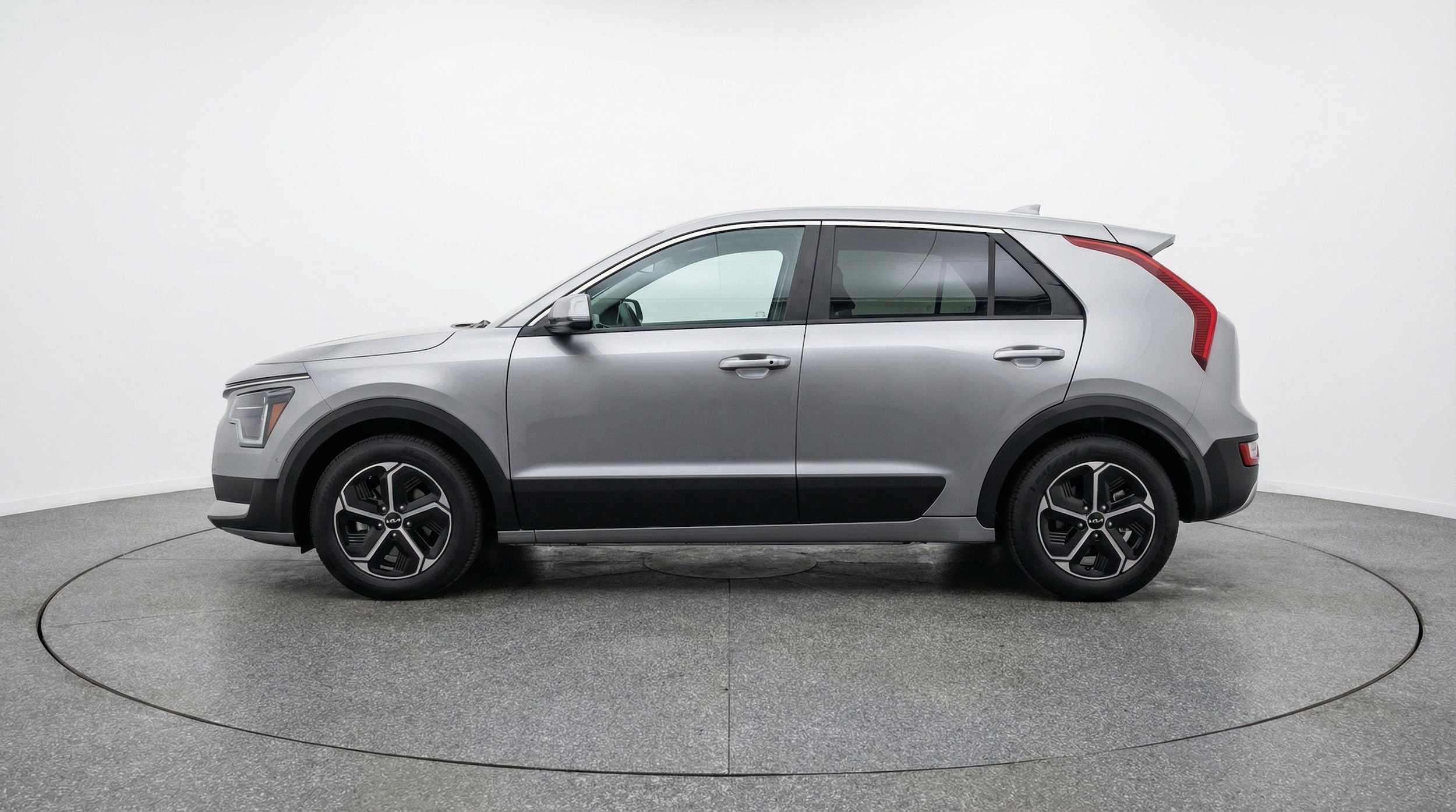 Thumbnail: 2026 Kia Niro - 5