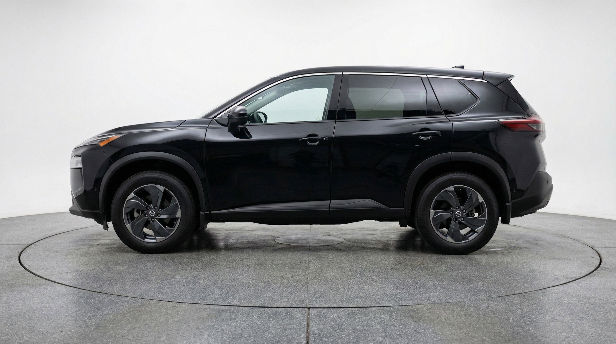 Thumbnail: 2025 Nissan Rogue - 5