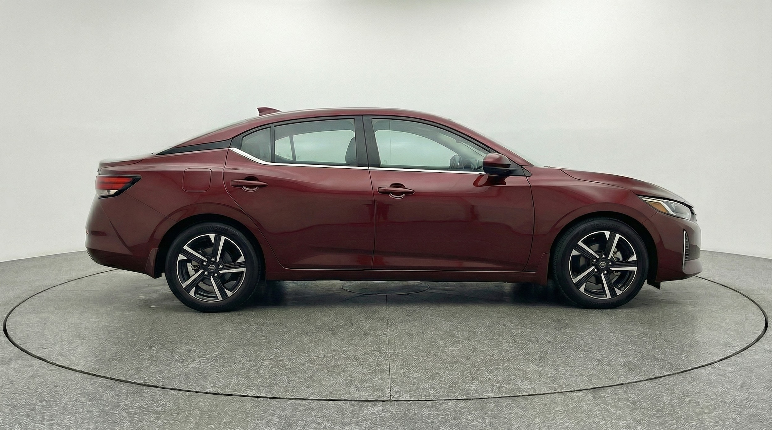 Thumbnail: 2025 Nissan Sentra - 8