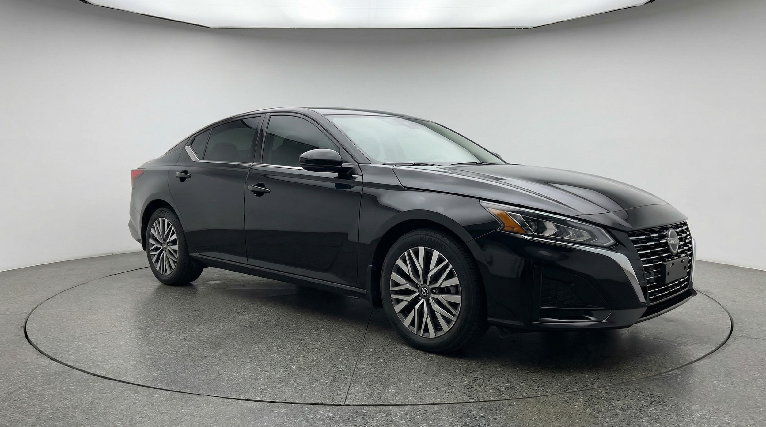 Thumbnail: 2025 Nissan Altima - 1