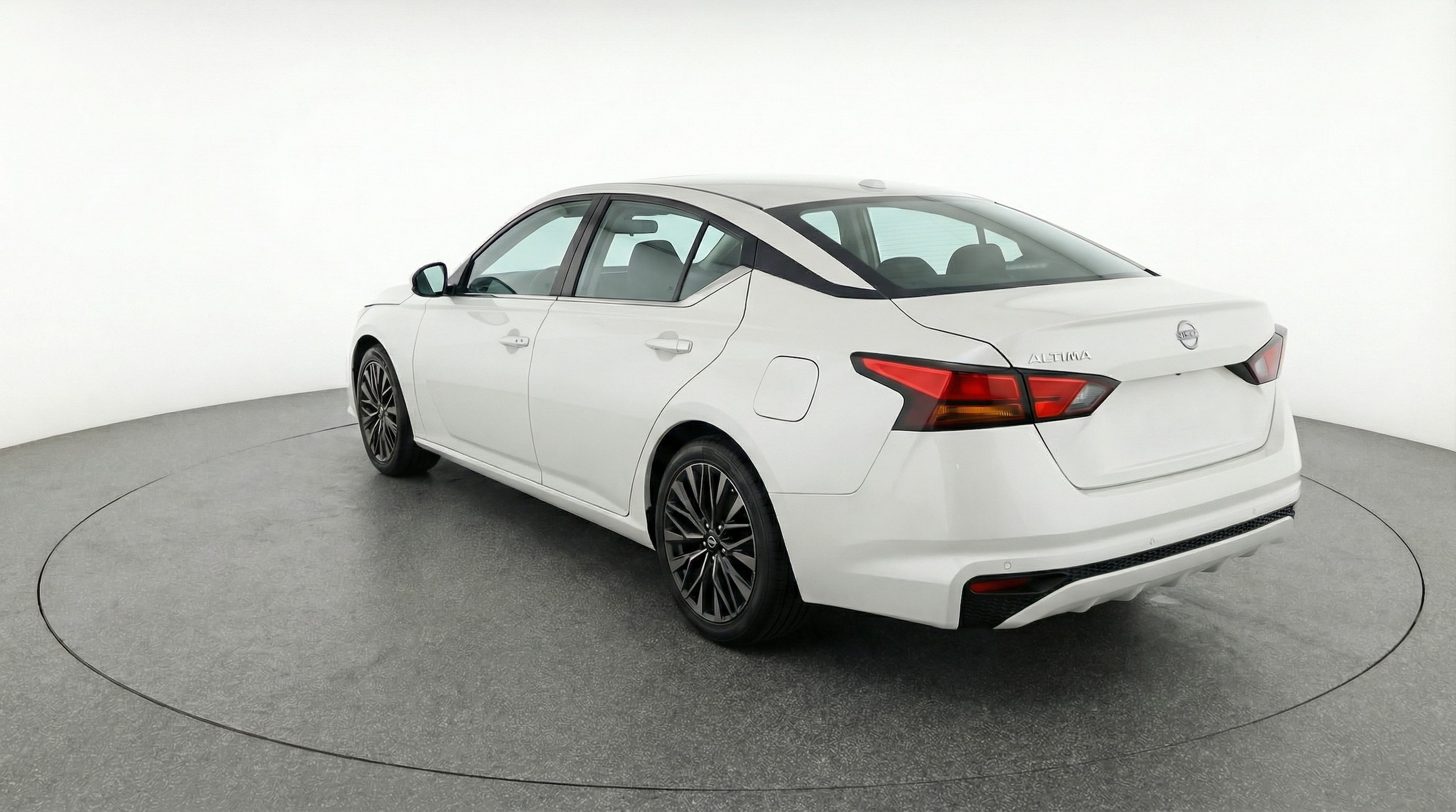 Thumbnail: 2025 Nissan Altima - 5