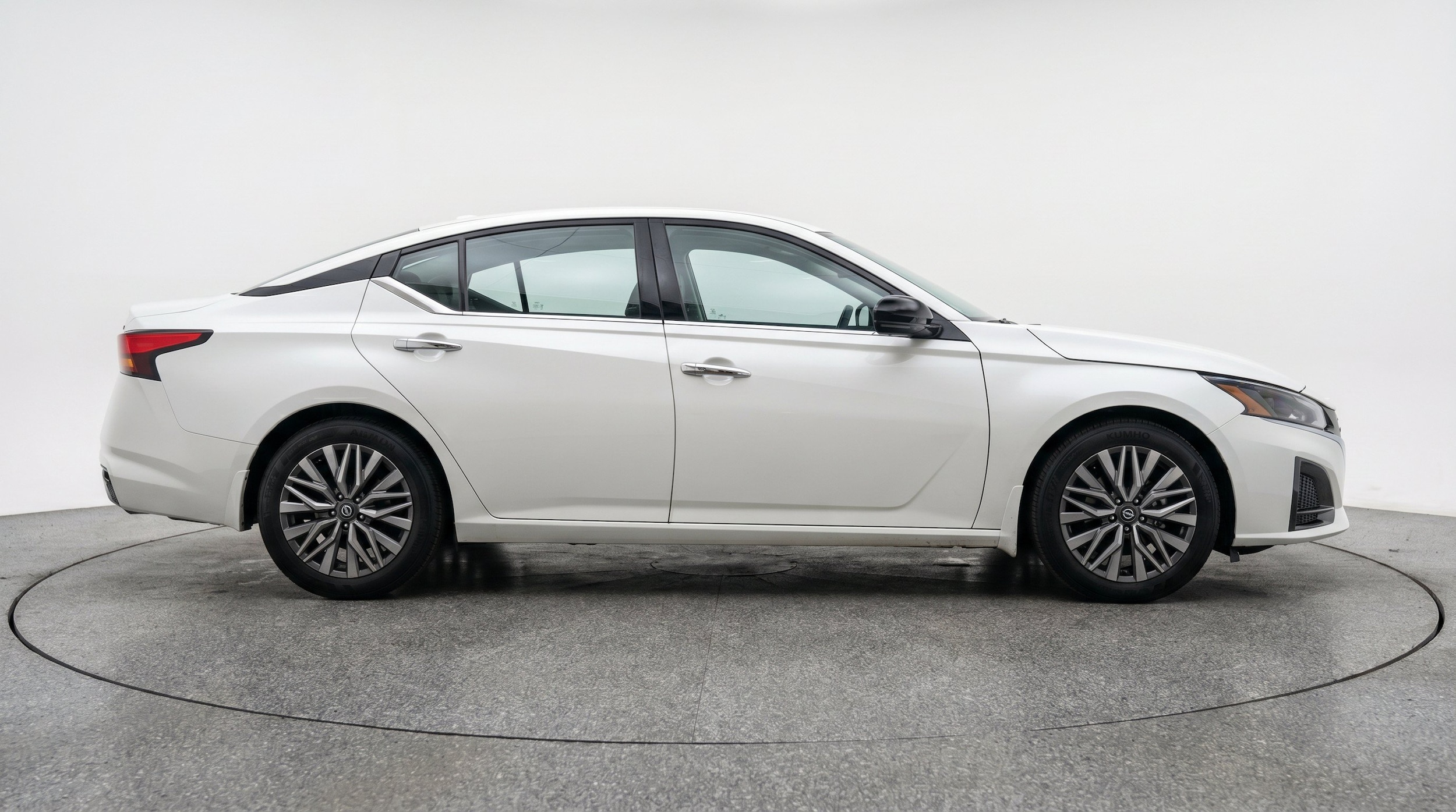 Thumbnail: 2025 Nissan Altima - 11