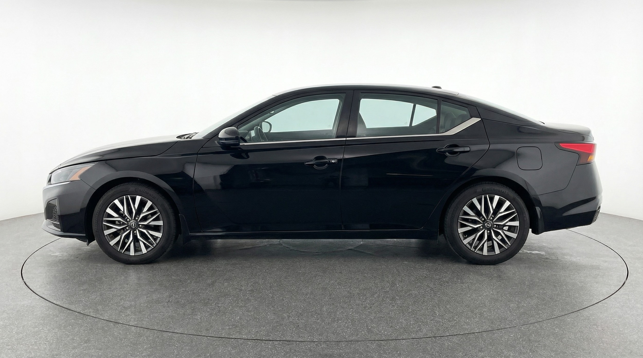 Thumbnail: 2025 Nissan Altima - 4