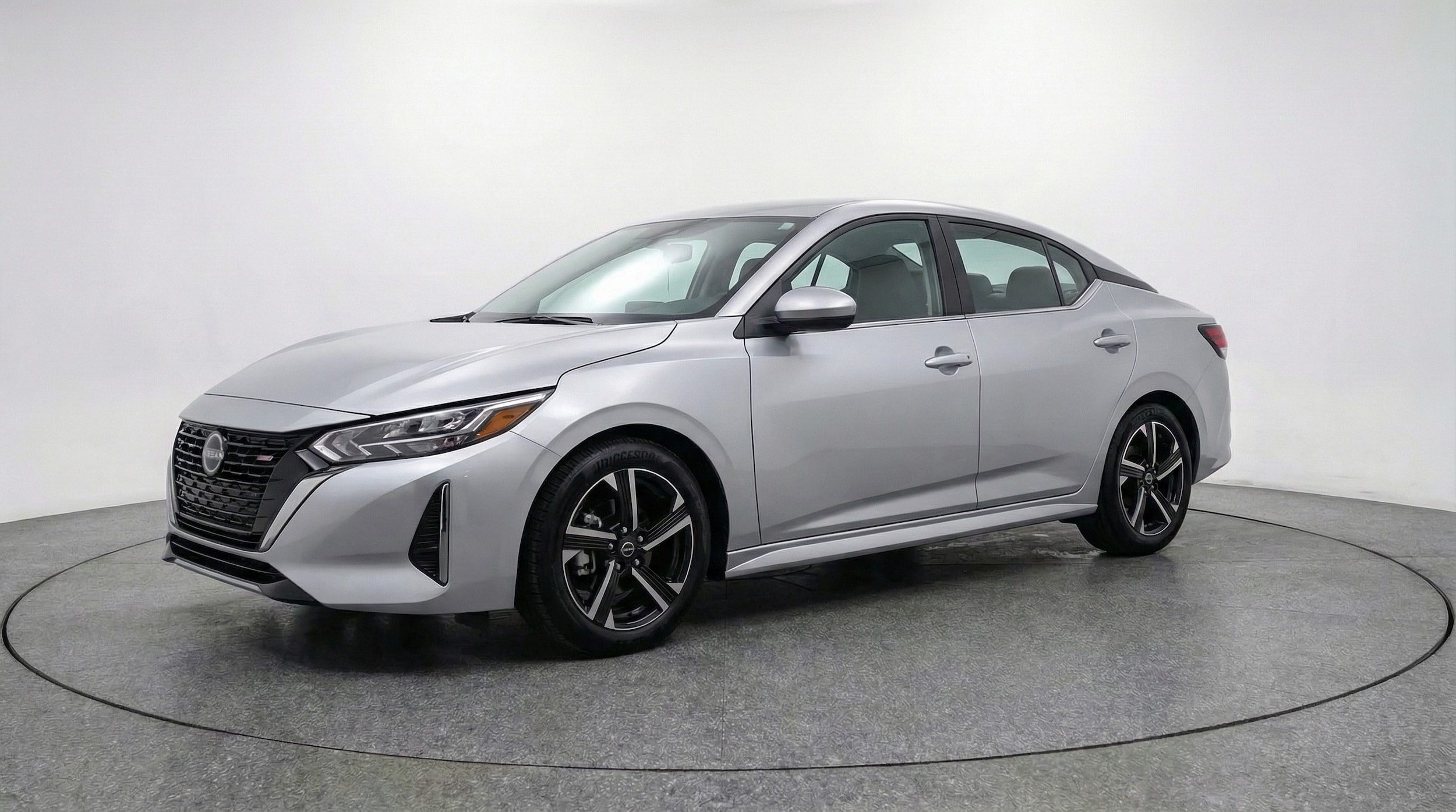 Thumbnail: 2025 Nissan Sentra - 3