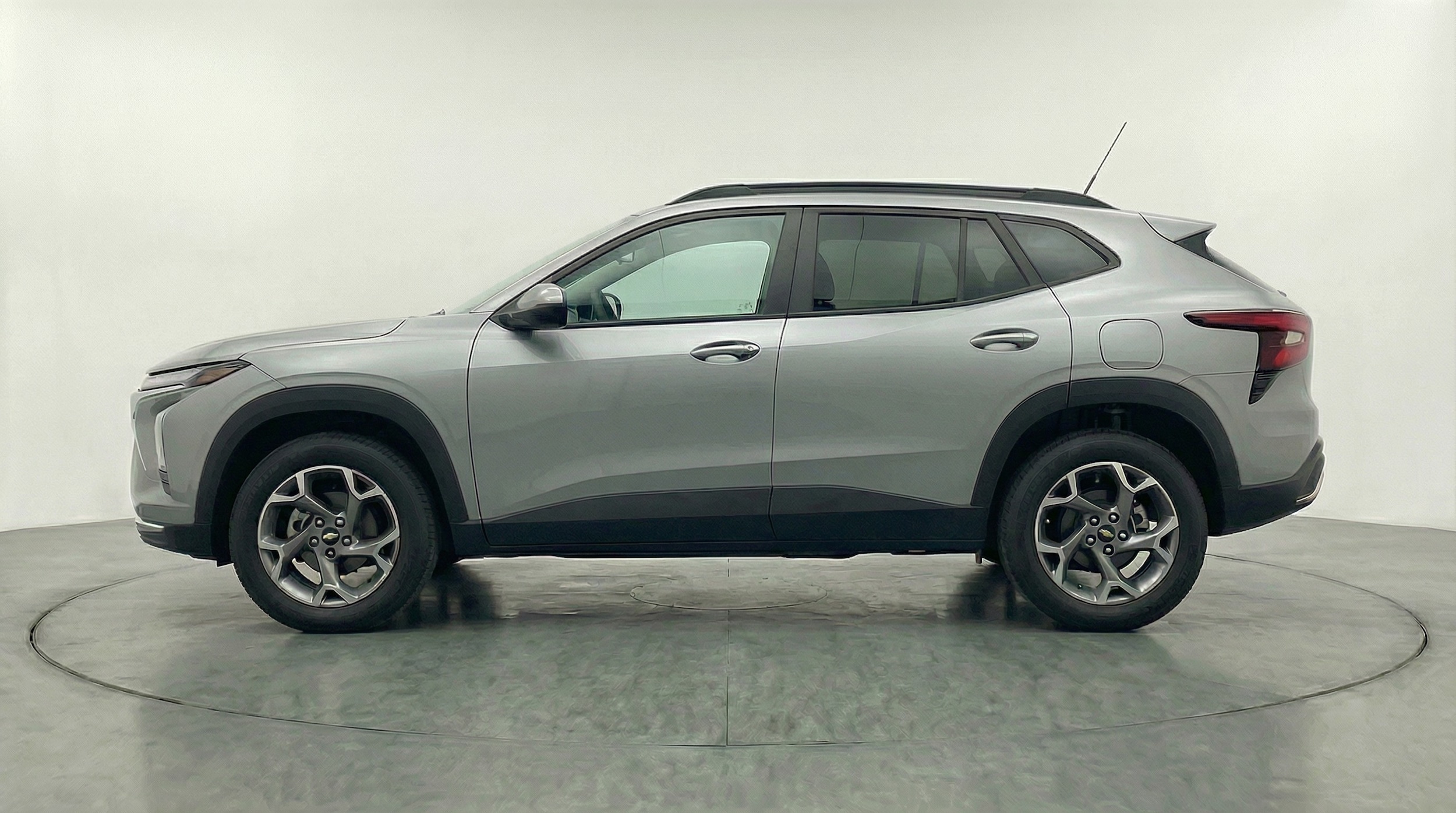 Thumbnail: 2025 Chevrolet Trax - 4