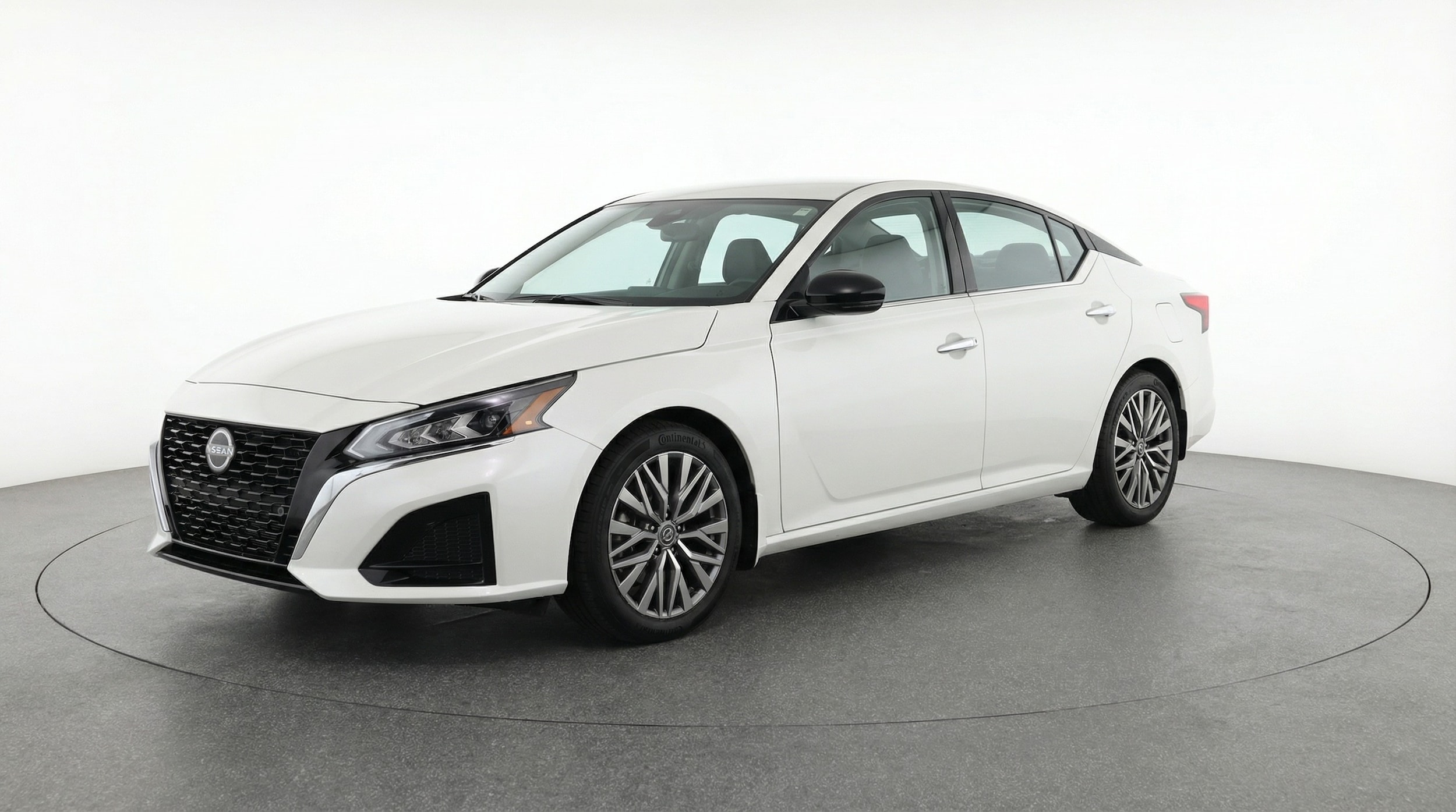 Thumbnail: 2025 Nissan Altima - 3