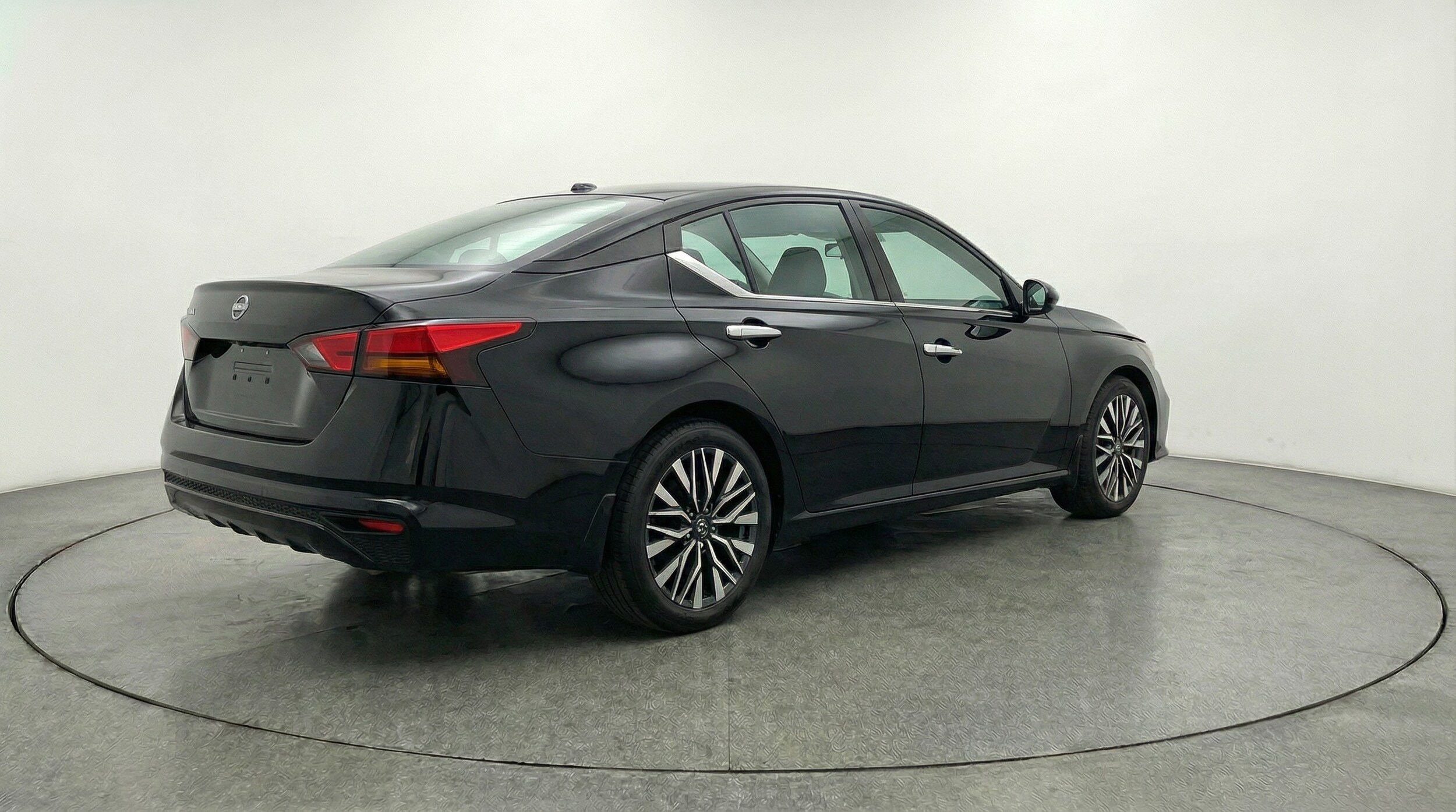 Thumbnail: 2025 Nissan Altima - 7