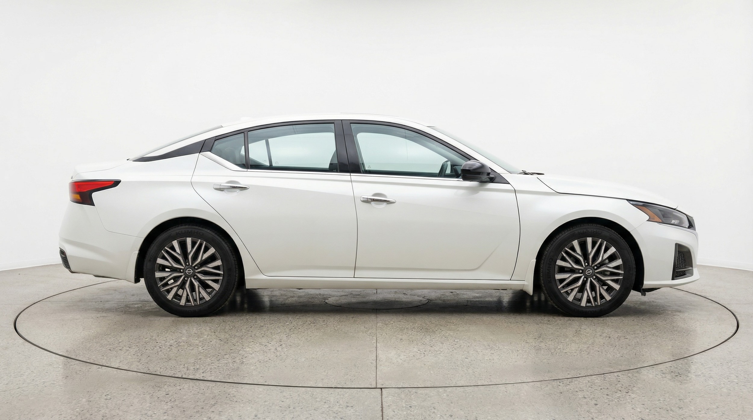 Thumbnail: 2025 Nissan Altima - 8