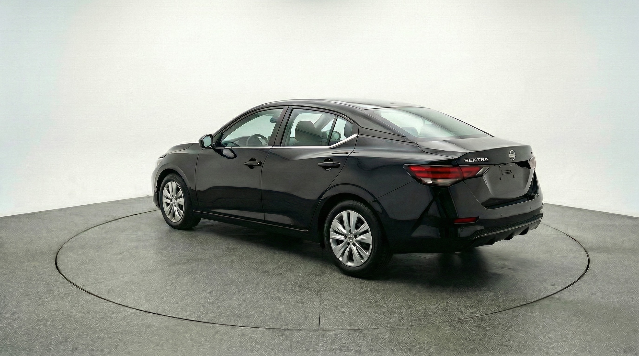 Thumbnail: 2025 Nissan Sentra - 5