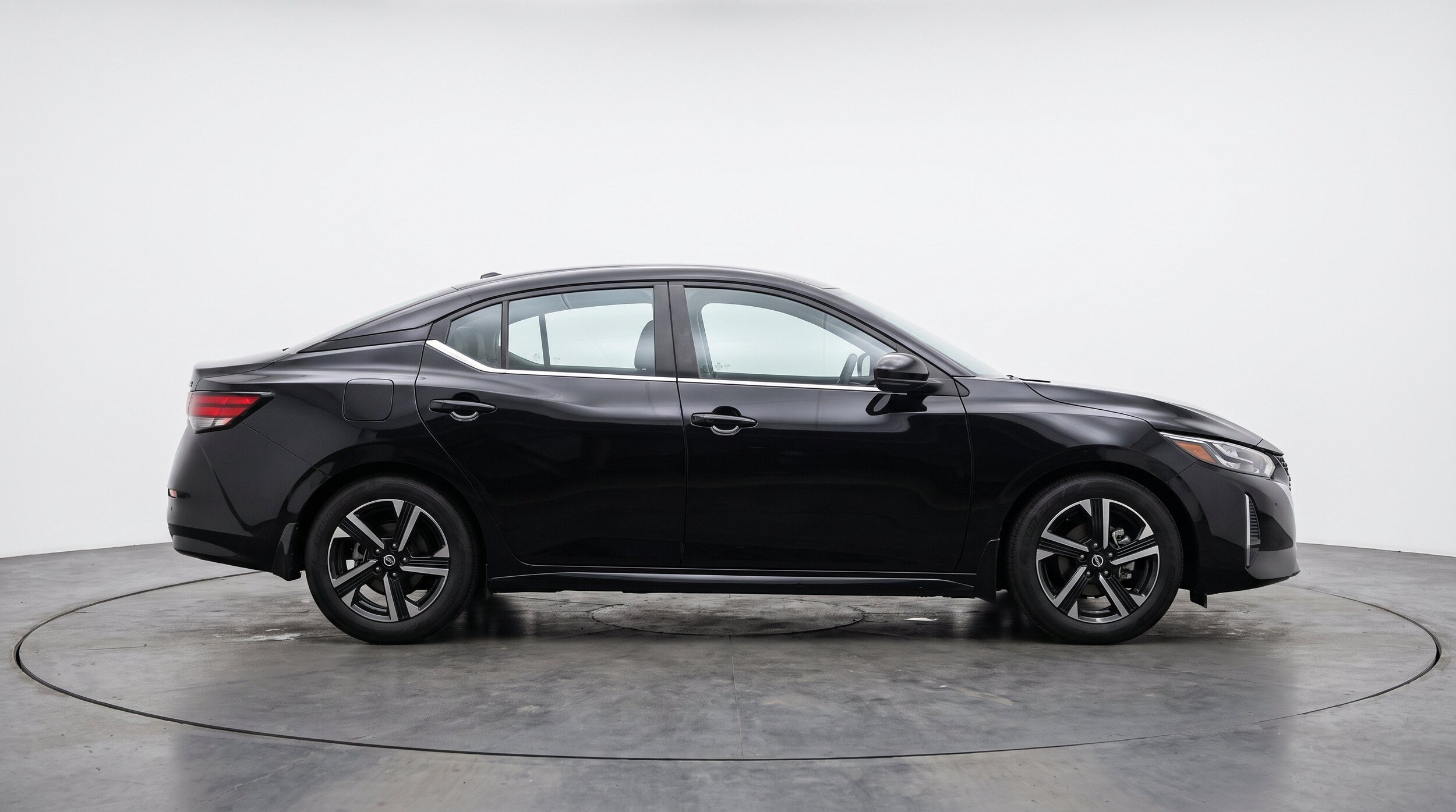 Thumbnail: 2025 Nissan Sentra - 11