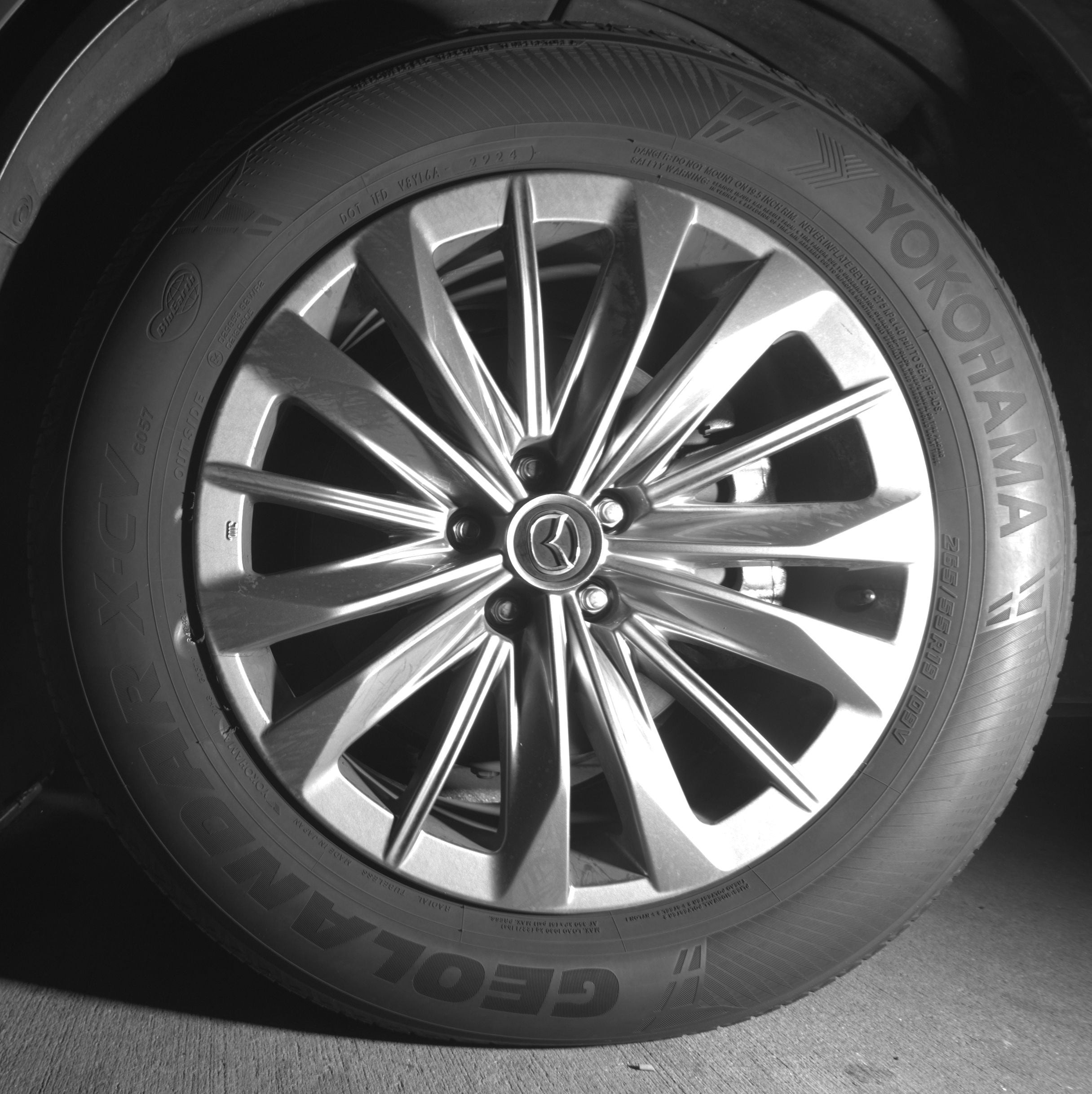 Thumbnail: 2025 Mazda CX-90 - 9