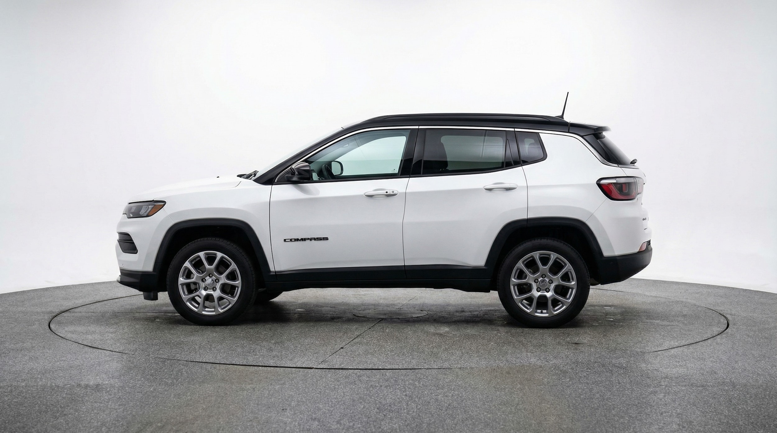 Thumbnail: 2025 Jeep Compass - 4